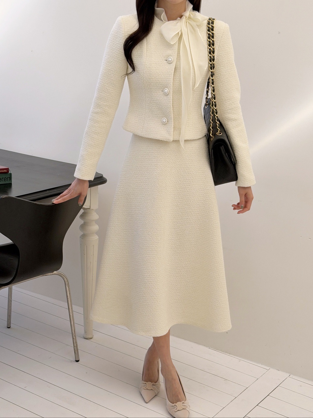 ツイードラウンドネックノーカラーパール調ボタン肩パッドフレアセットアップ | 詳細画像19