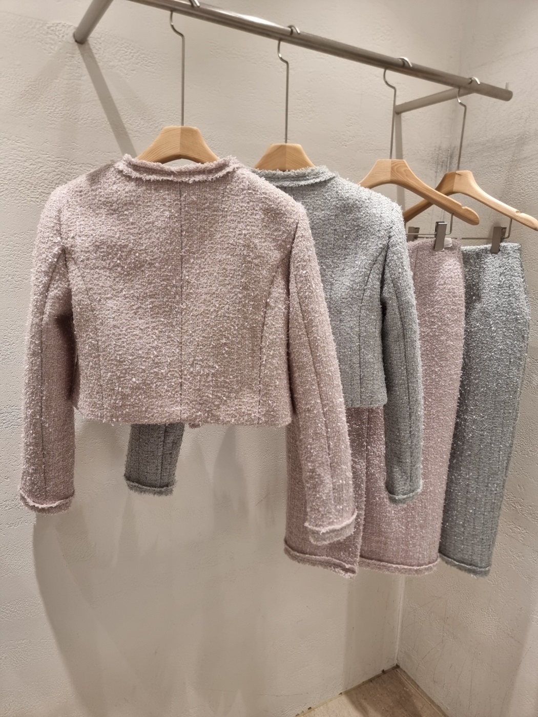 ツイードウール混スリットポケットフリンジ肩パッドロングセットアップ | 詳細画像22