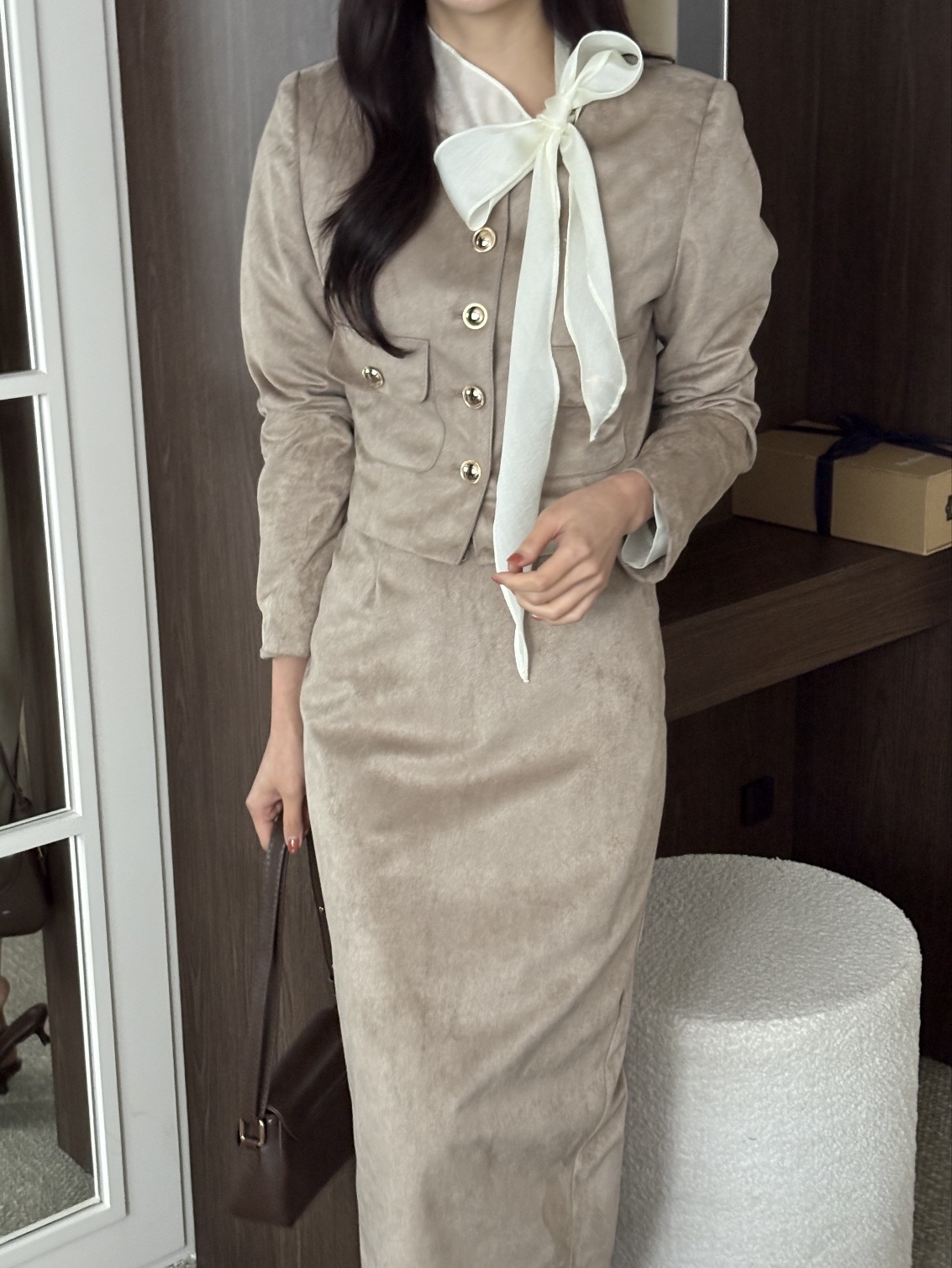 スエード調ラウンドネックポケット肩パッドHライン(ロング丈)セットアップ | 詳細画像5