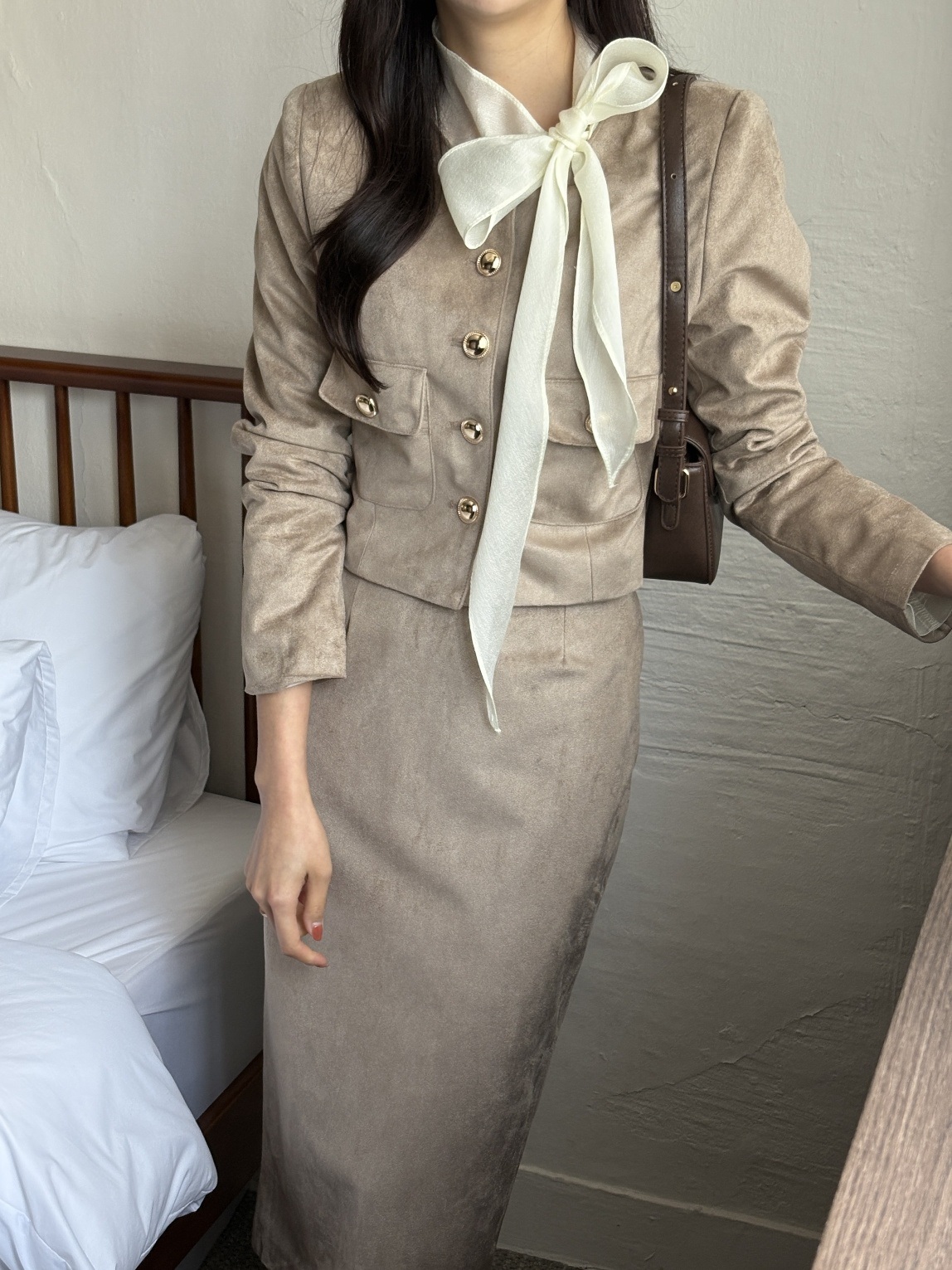 スエード調ラウンドネックポケット肩パッドHライン(ロング丈)セットアップ | 詳細画像9