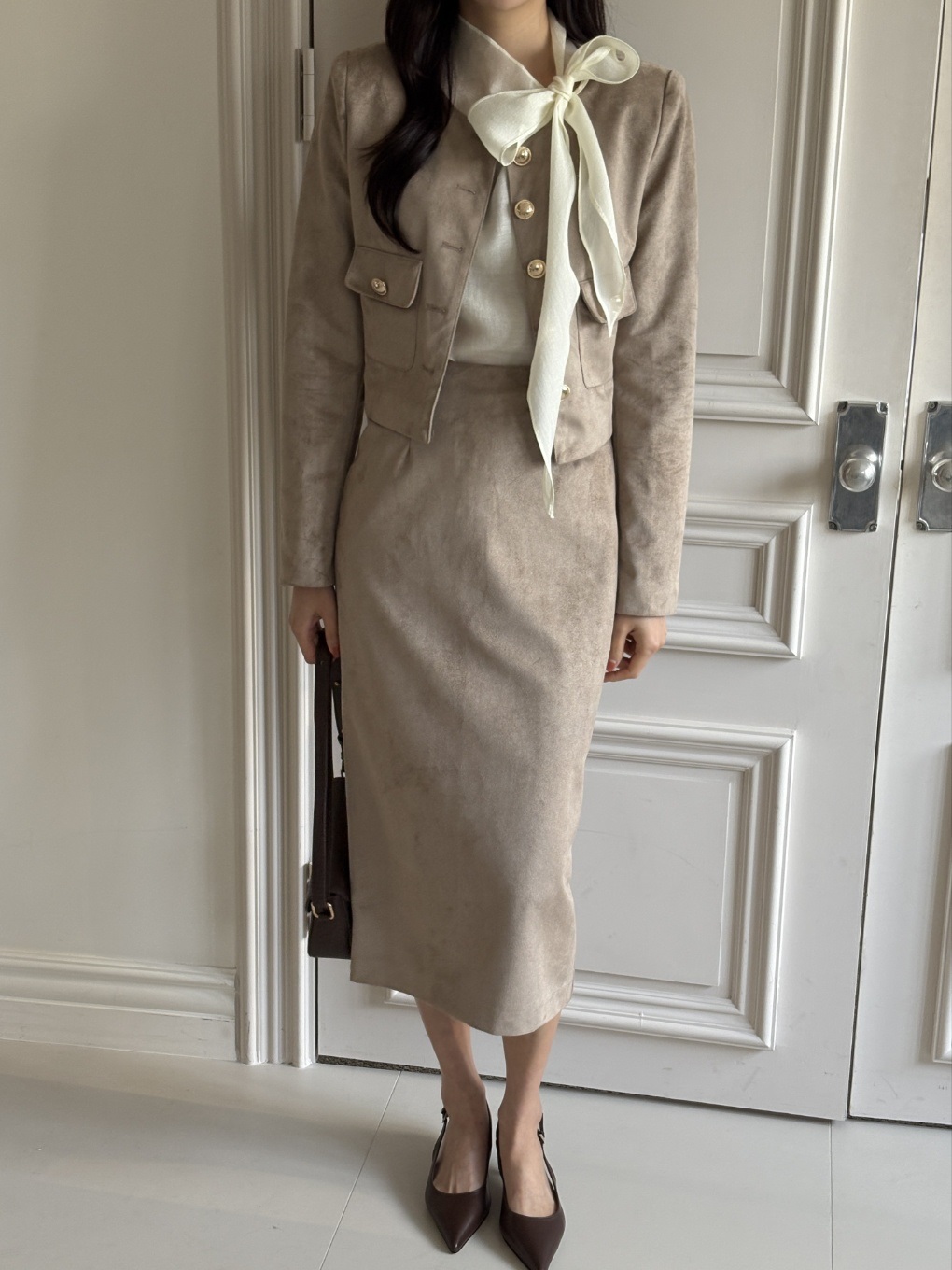 スエード調ラウンドネックポケット肩パッドHライン(ロング丈)セットアップ | 詳細画像16