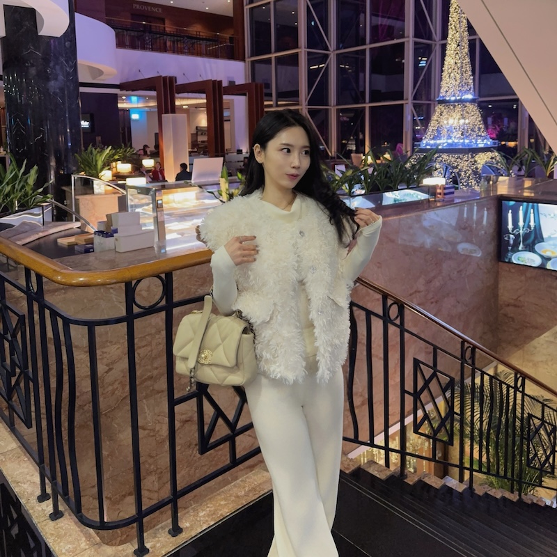 Herno アイボリー ベスト ショートスリーブ Herno アイボリー ベスト