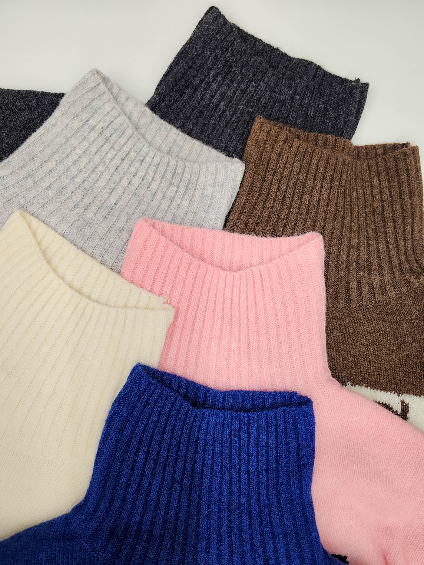 ウール混タートルネックレタリングニット | 詳細画像3