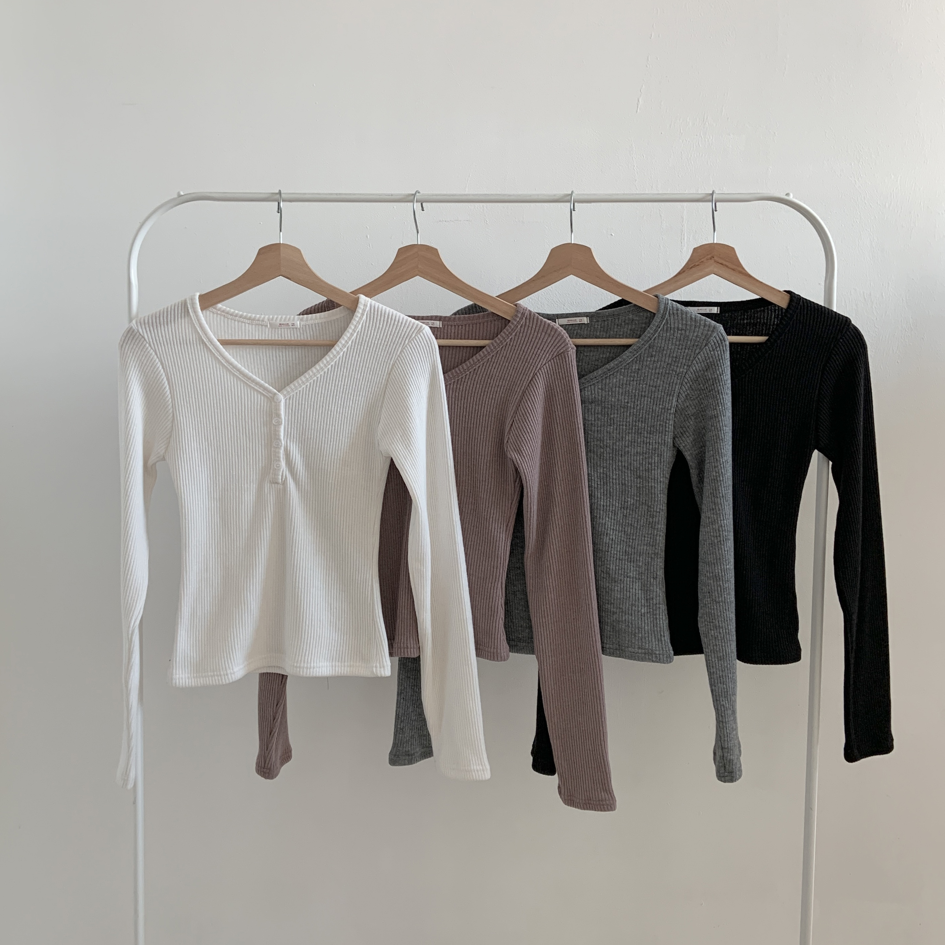 裏起毛ストレッチボタンVネックスリム長袖Tシャツ | 詳細画像2