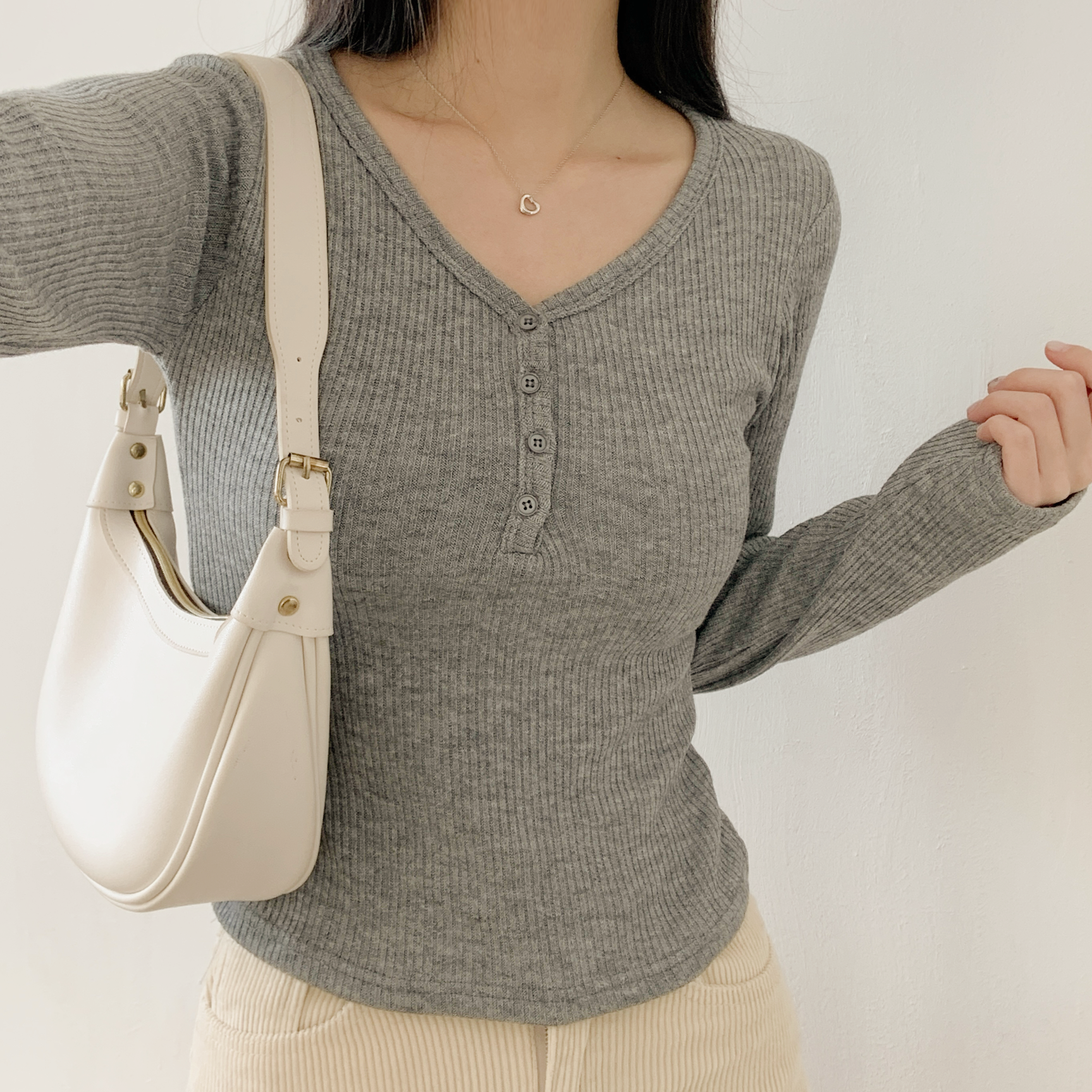 裏起毛ストレッチボタンVネックスリム長袖Tシャツ | 詳細画像7