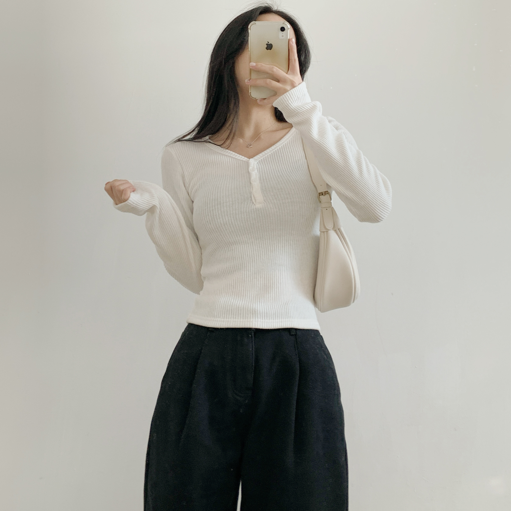 裏起毛ストレッチボタンVネックスリム長袖Tシャツ | 詳細画像6