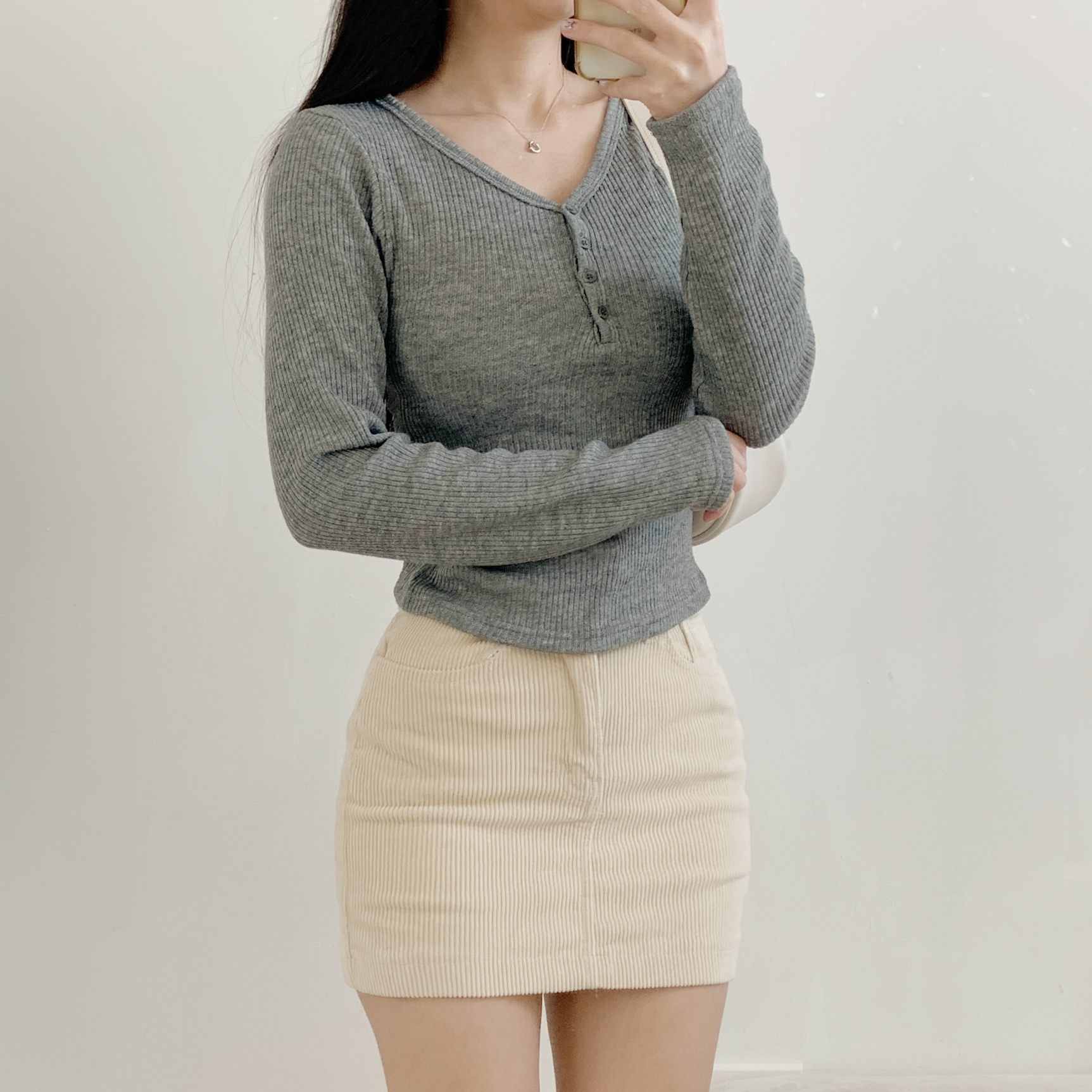 裏起毛ストレッチボタンVネックスリム長袖Tシャツ | 詳細画像8