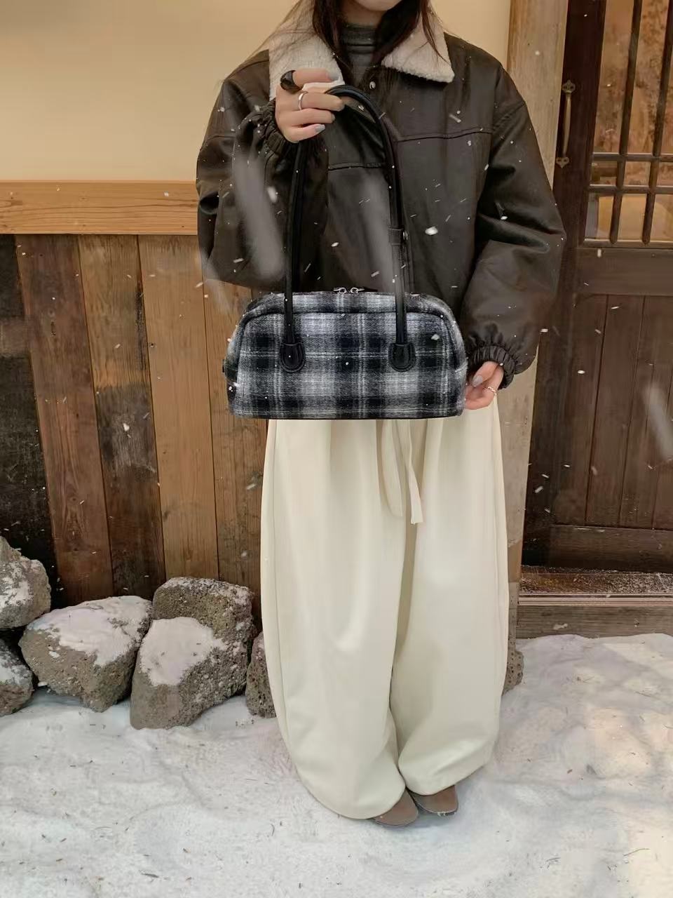 レザー調ジップアップチェックトートバッグ | 詳細画像2