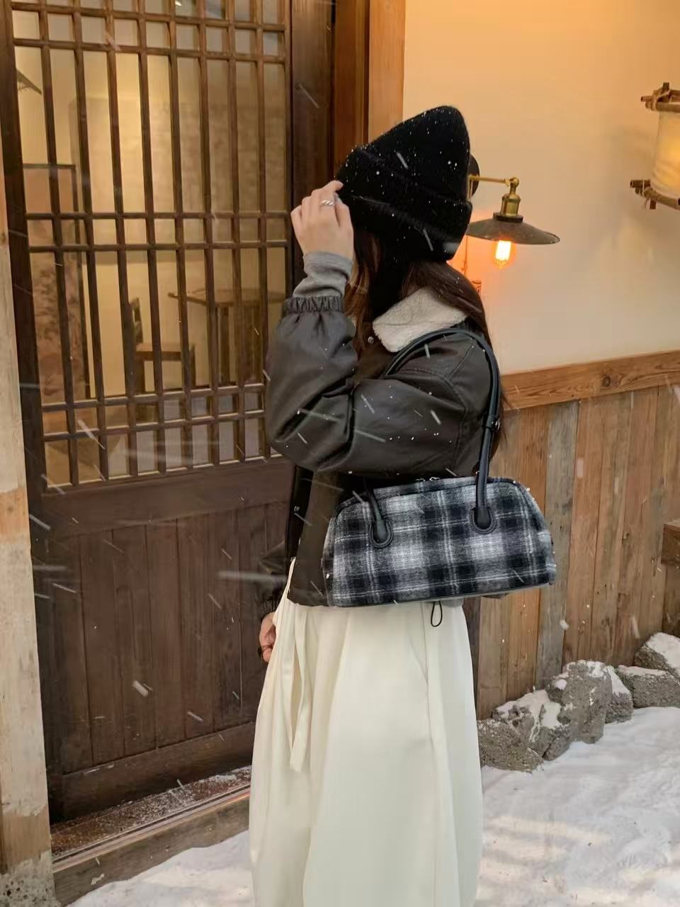 レザー調ジップアップチェックトートバッグ | 詳細画像8