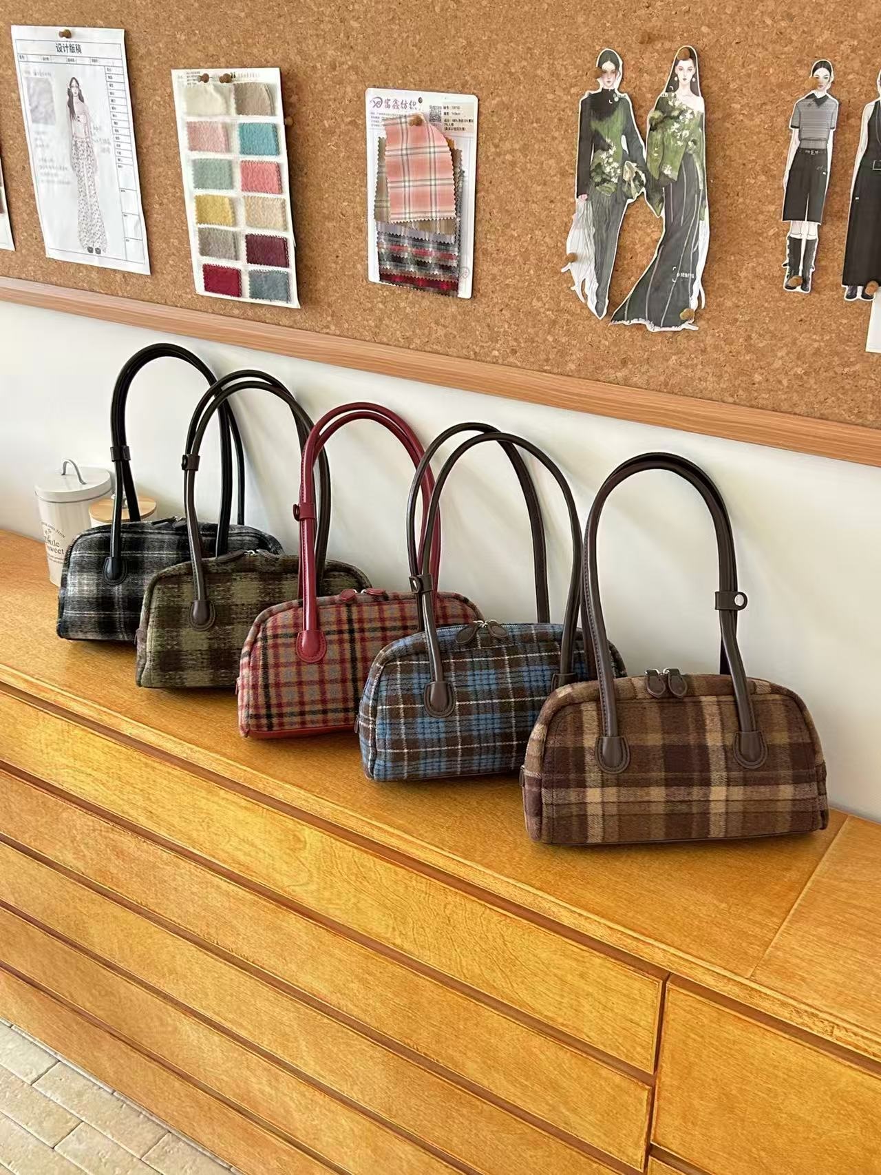 レザー調ジップアップチェックトートバッグ | 詳細画像22