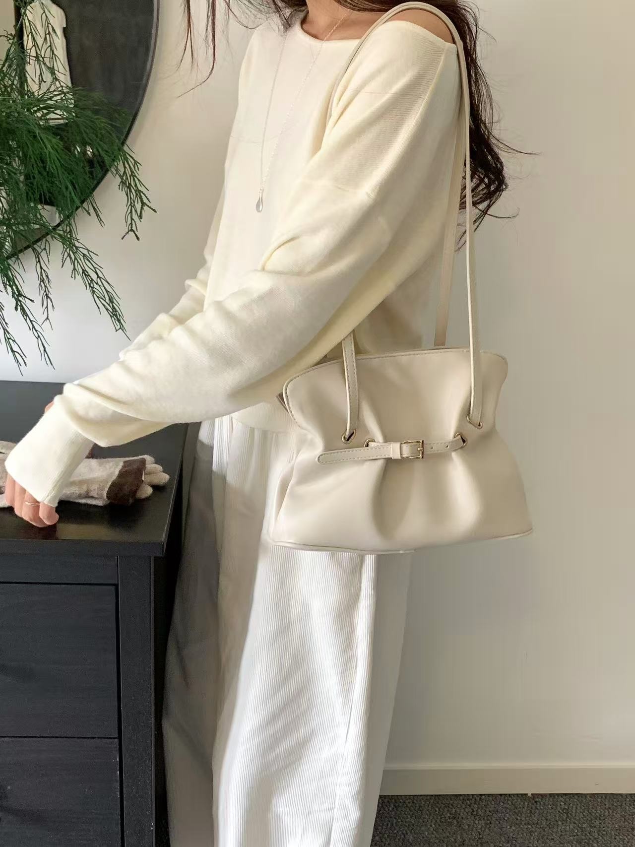 レザー調バックルトートバッグ | 詳細画像3