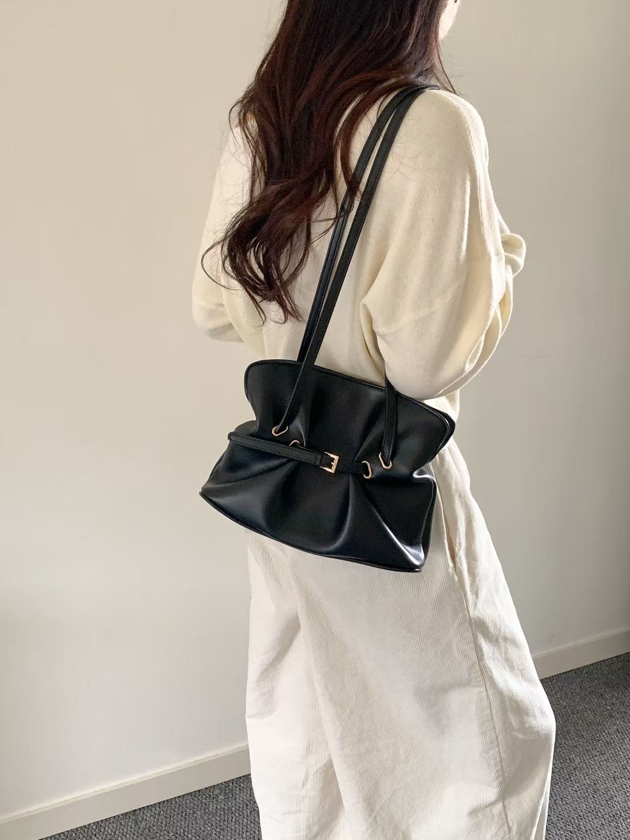 レザー調バックルトートバッグ | 詳細画像4