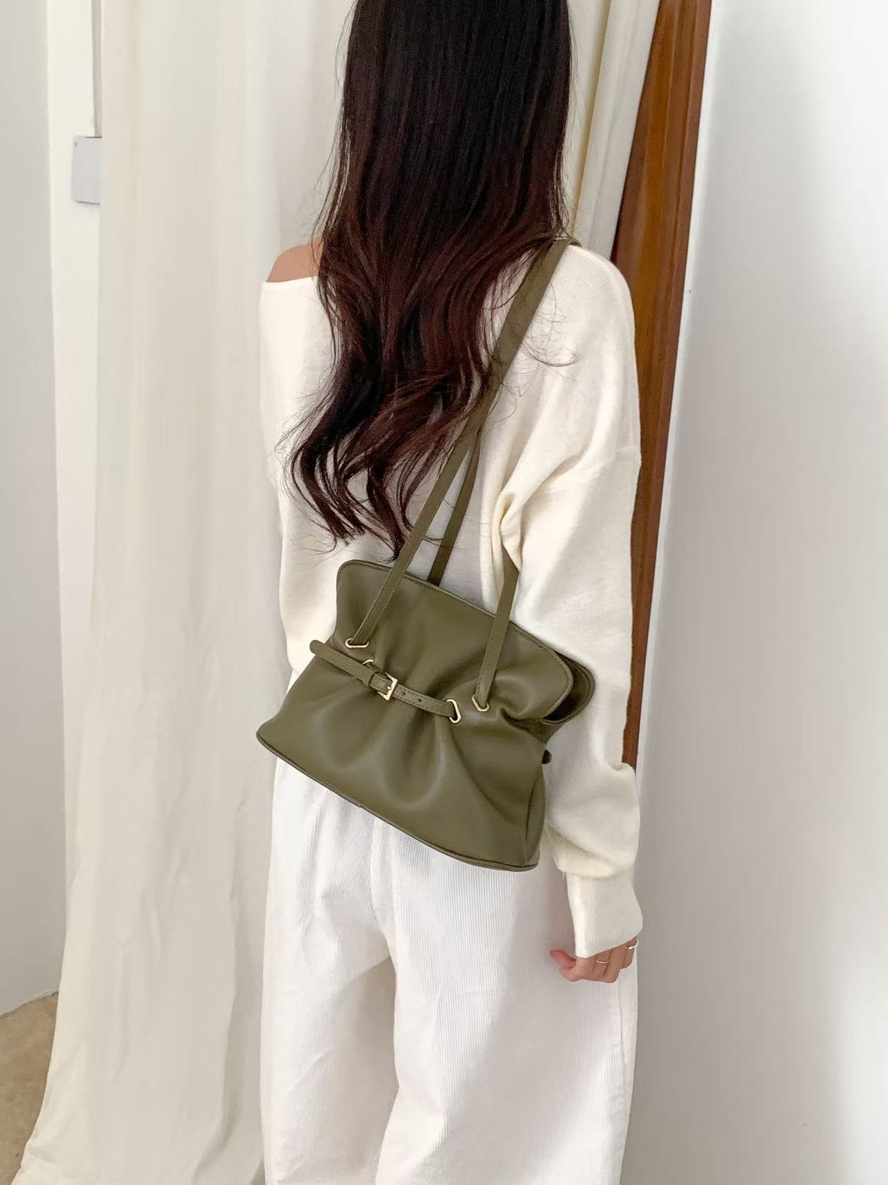 レザー調バックルトートバッグ | 詳細画像9