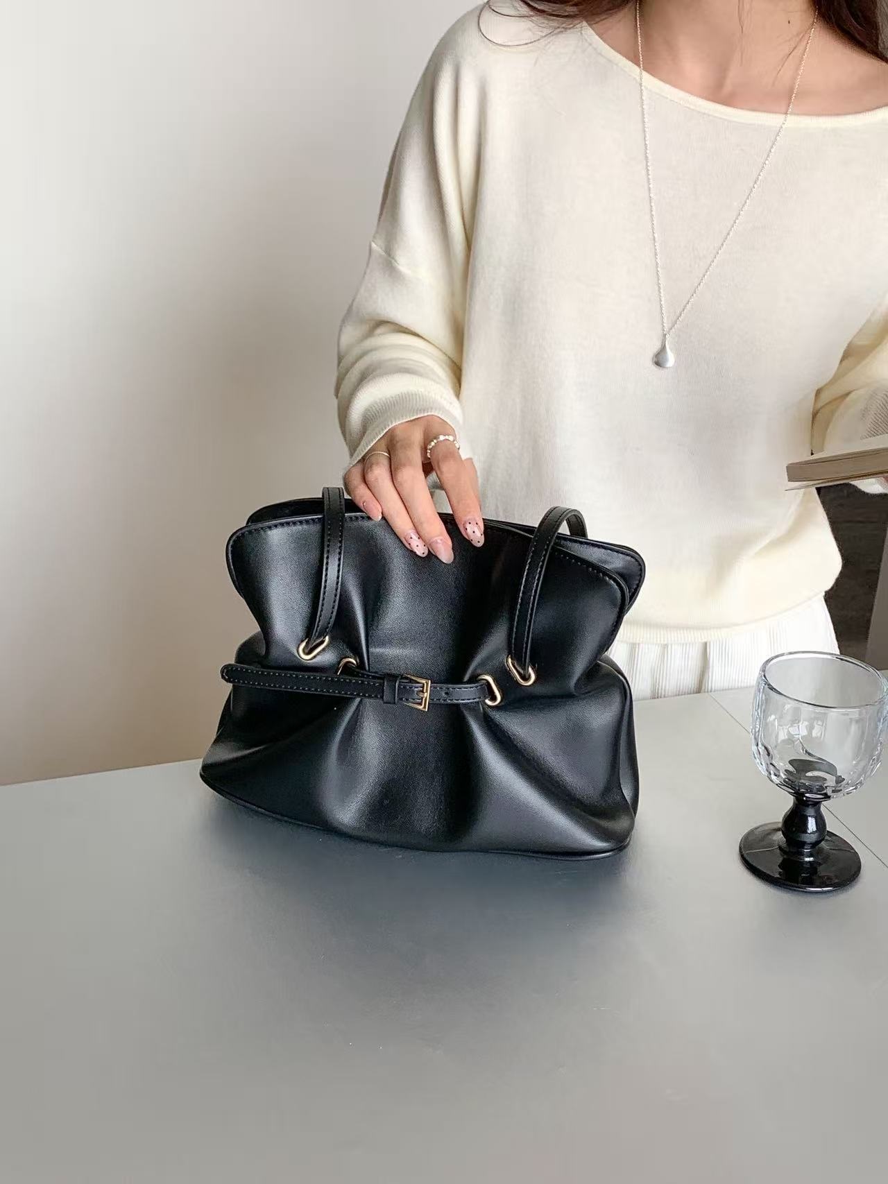 レザー調バックルトートバッグ | 詳細画像11