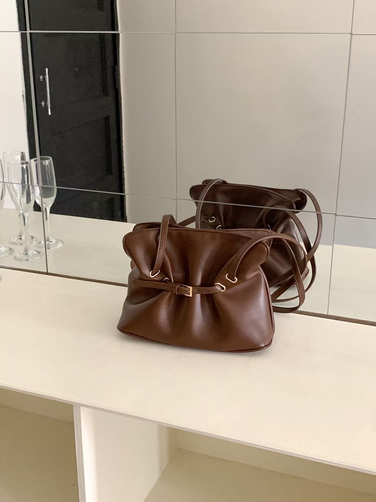 レザー調バックルトートバッグ | 詳細画像14