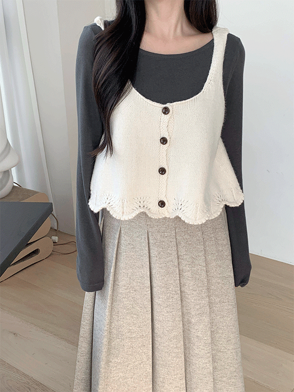 ニットボタンパンチングクロップドビスチェ | レディースファッション