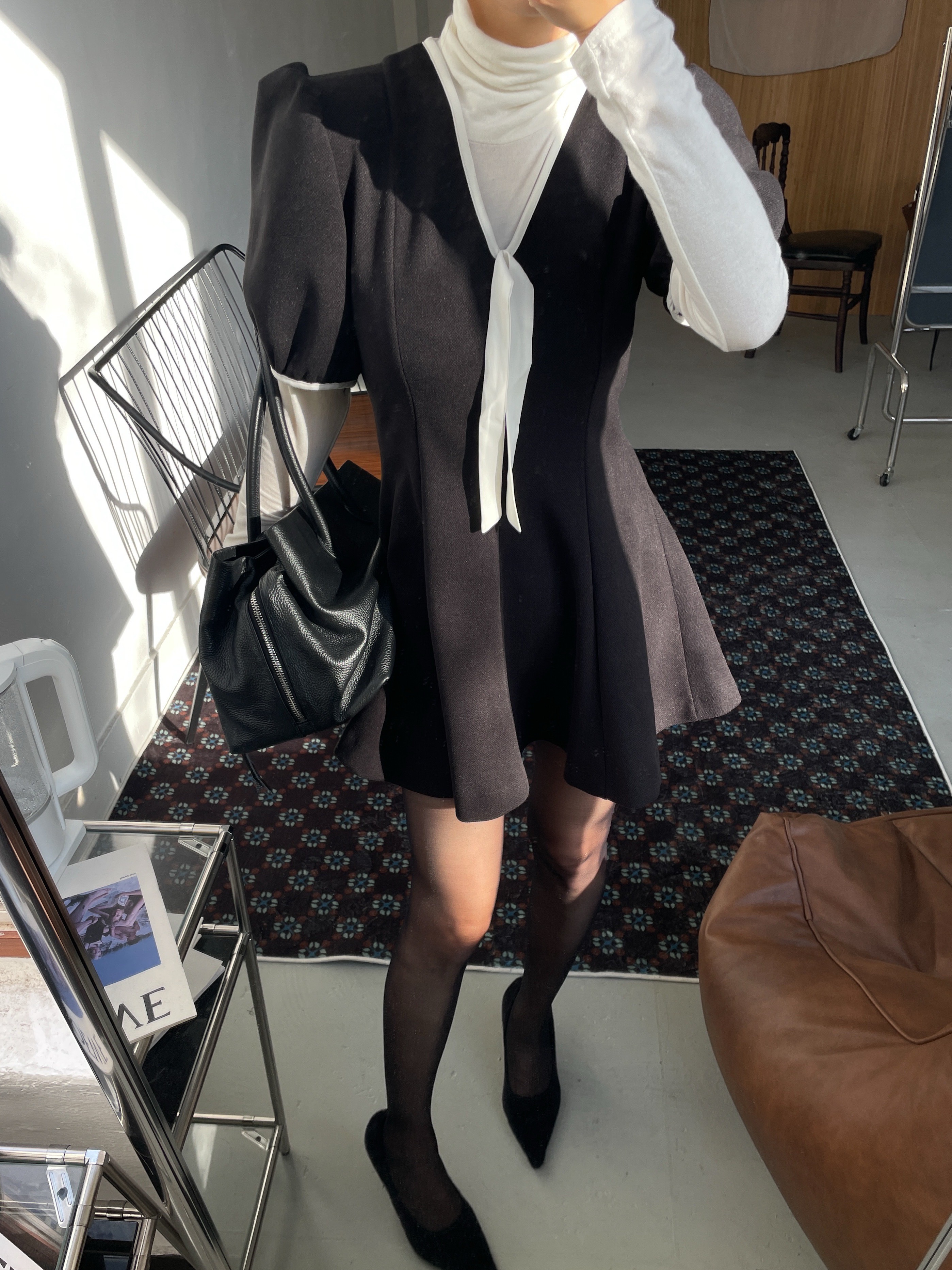 リボンVネックパフスリーブ半袖サイドジップミニ配色ワンピース | 詳細画像4