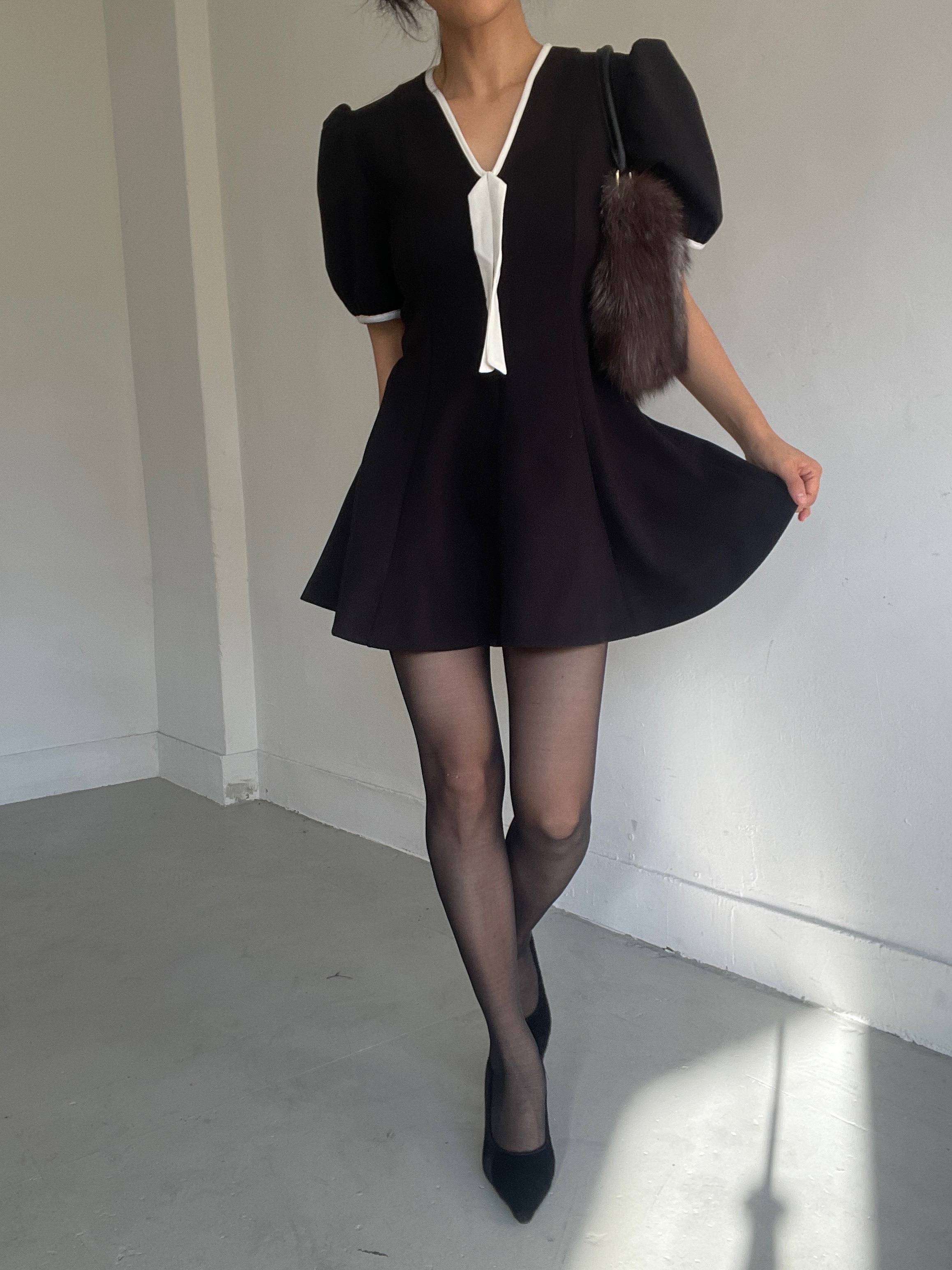 リボンVネックパフスリーブ半袖サイドジップミニ配色ワンピース | 詳細画像13