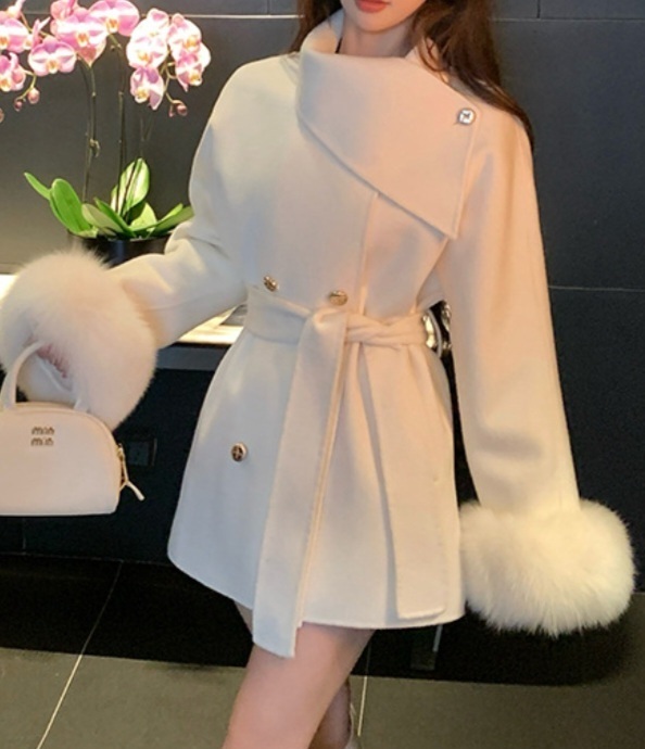 ウール混フォックスファーラグランハーフコートストラップ付 | 詳細画像12