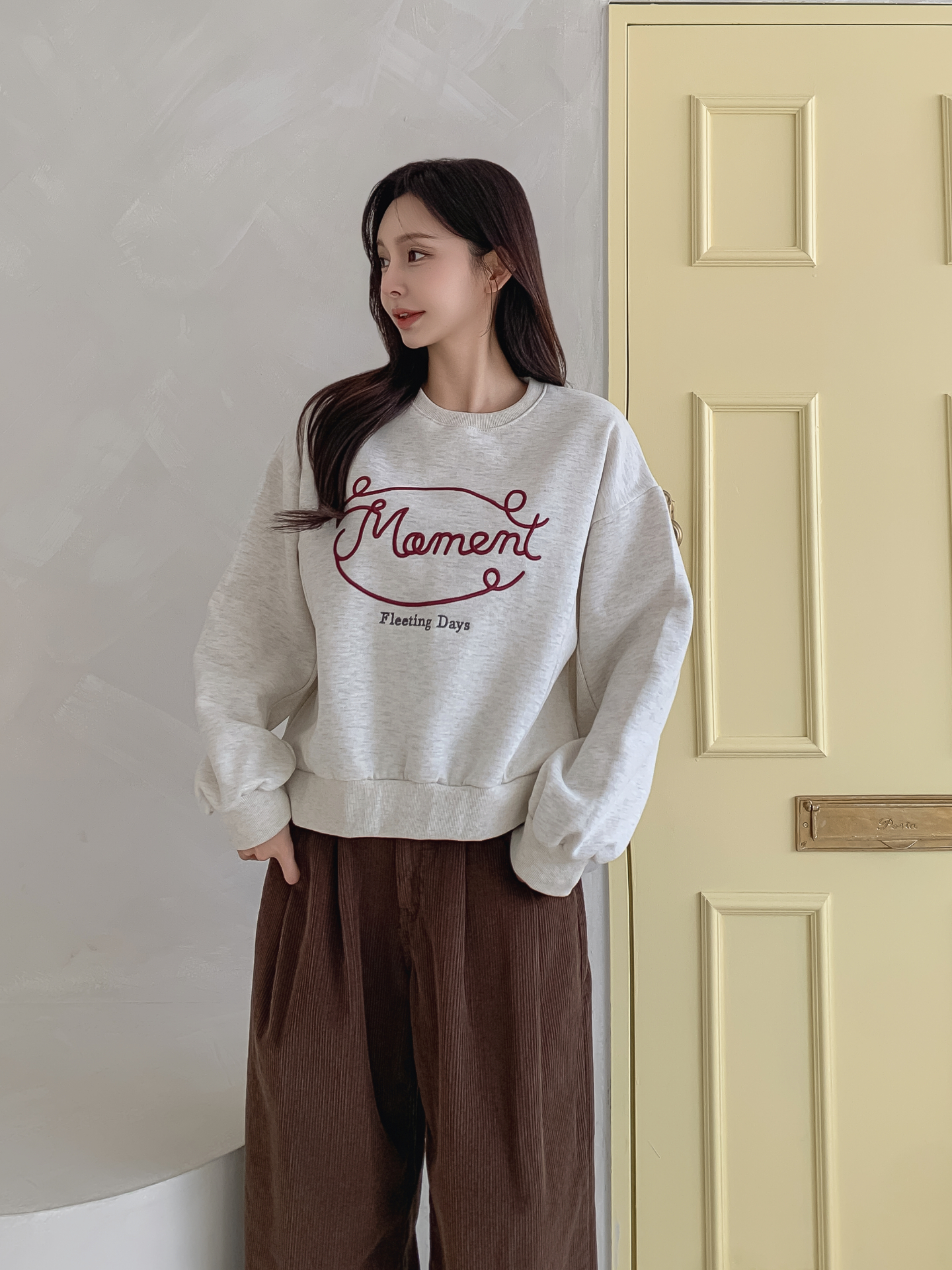 裏起毛ラウンドネックレタリング刺繍スウェット | 詳細画像18