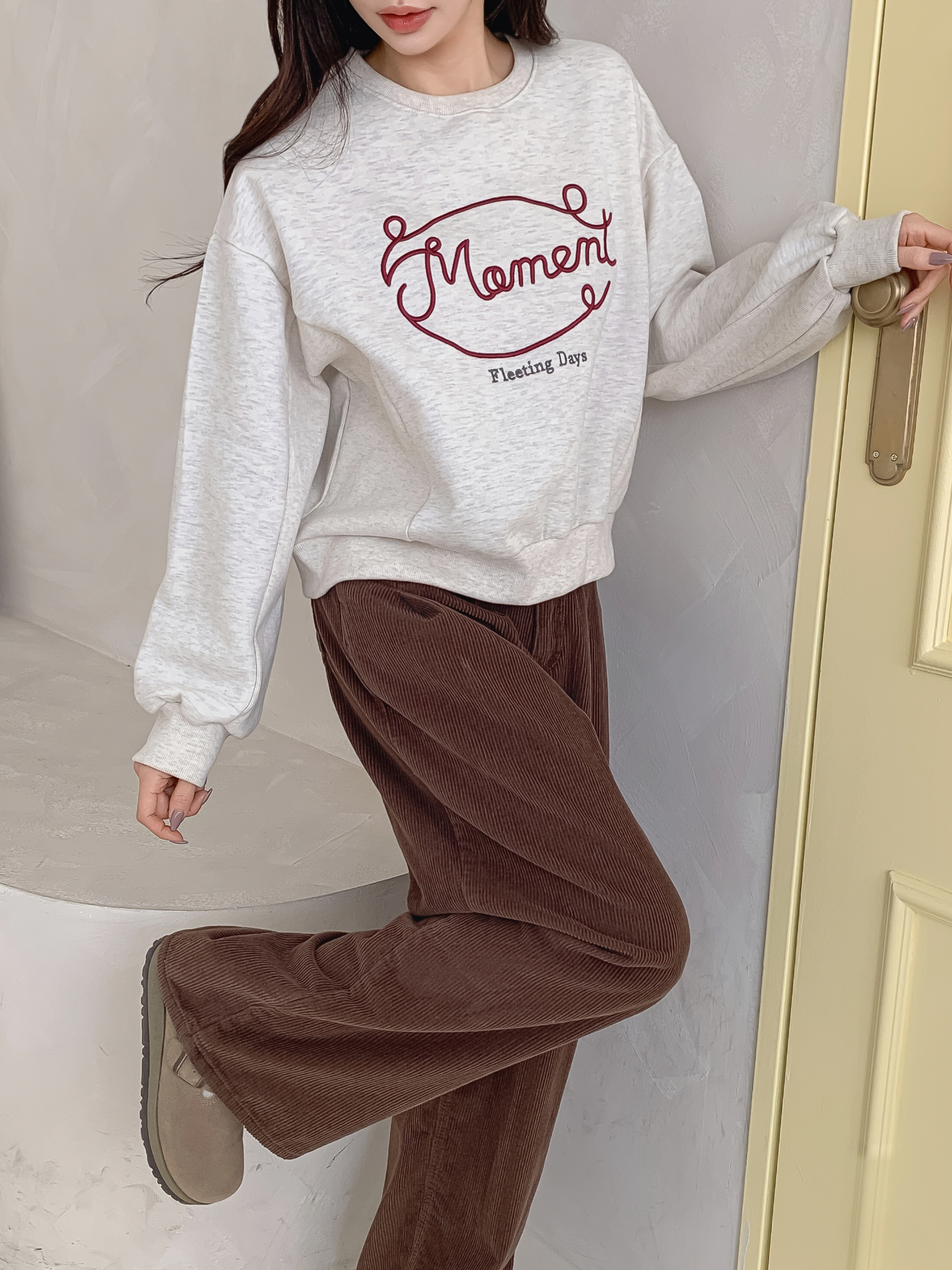 裏起毛ラウンドネックレタリング刺繍スウェット | 詳細画像22