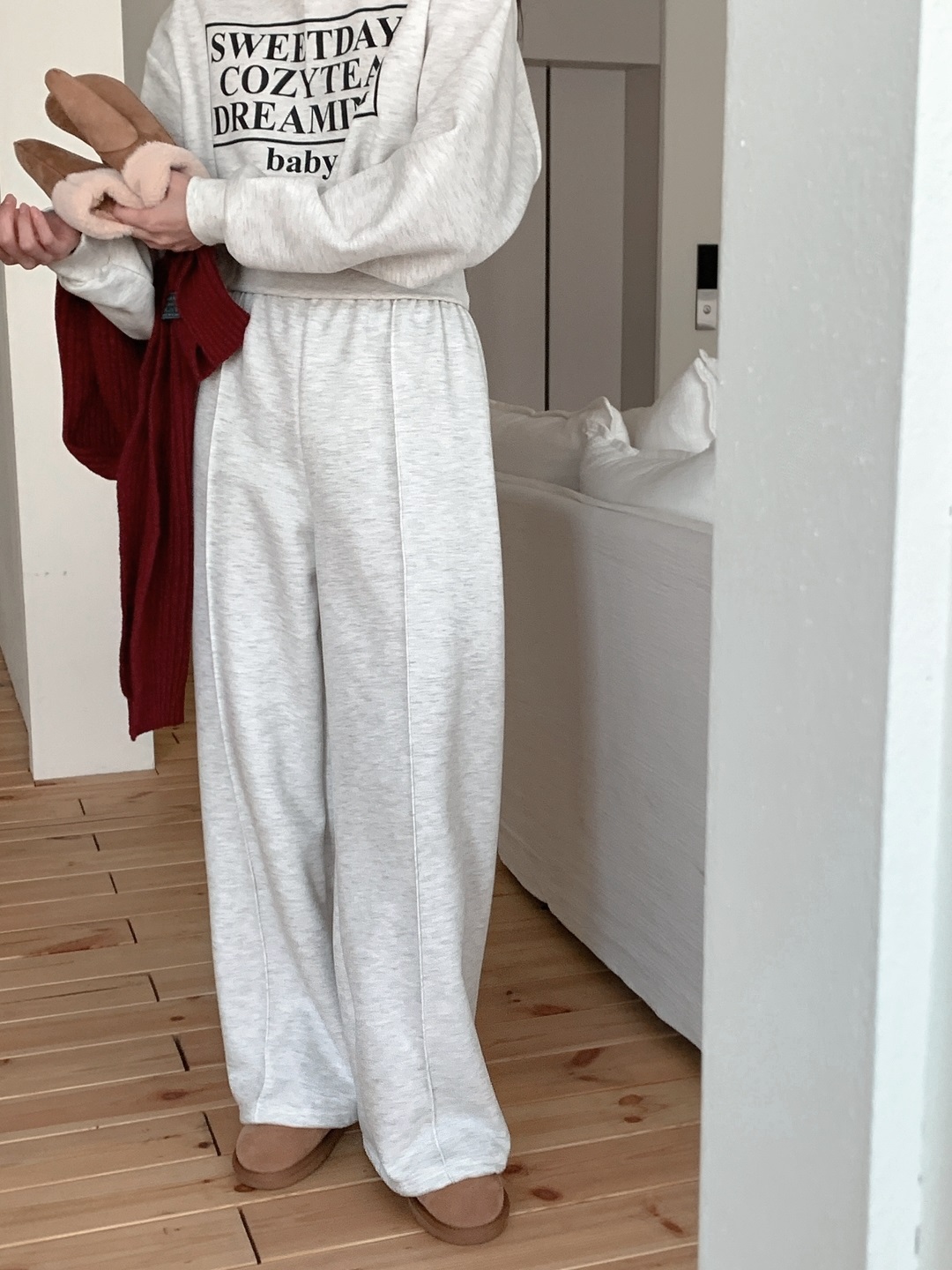 裏起毛ラウンドネックウエストゴムルーズ長袖ワイドロゴセットアップパンツスウェットトレーニング | 詳細画像4