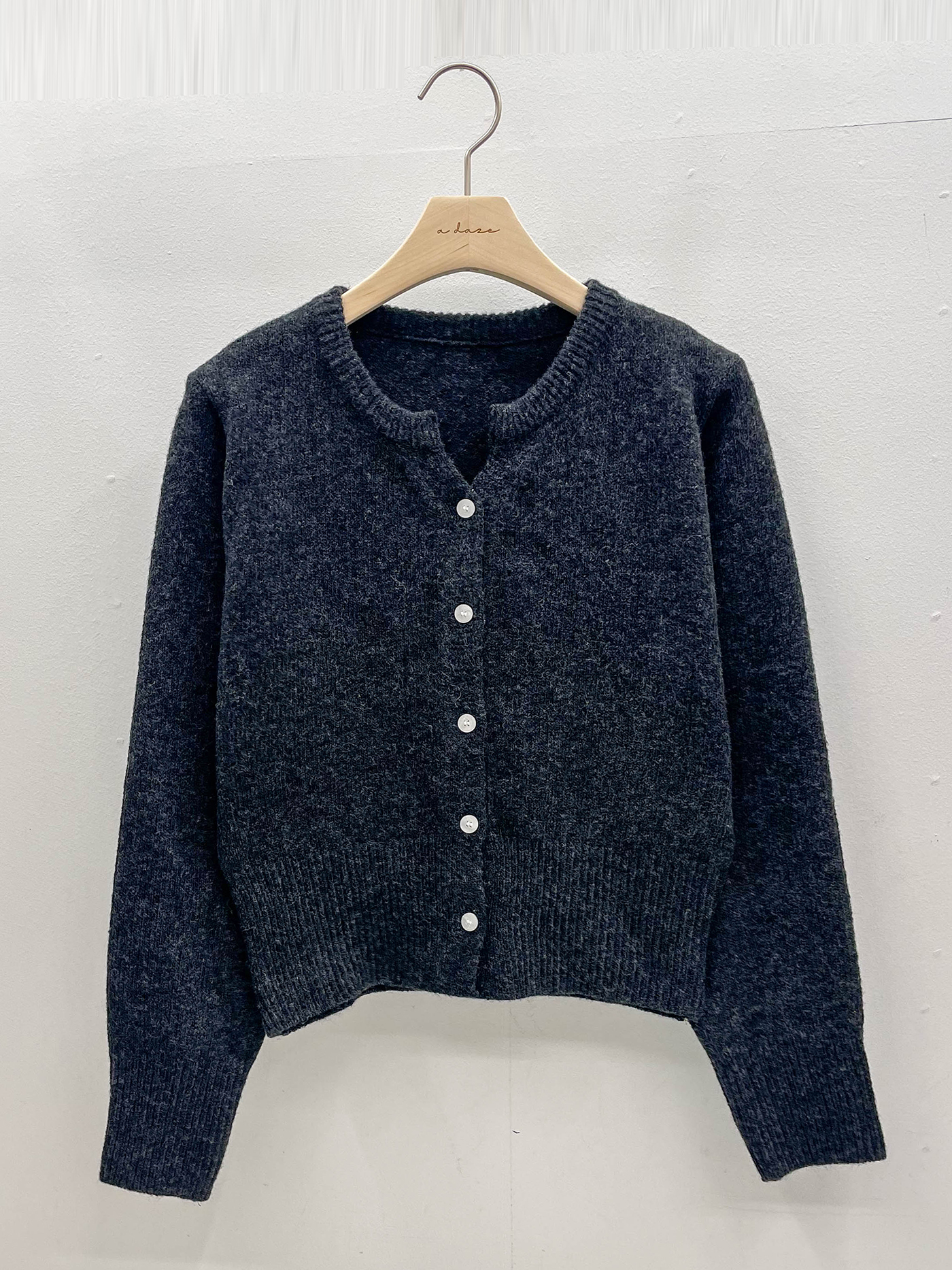 ウール混ボタンヘンリーネック長袖カーディガン | 詳細画像17