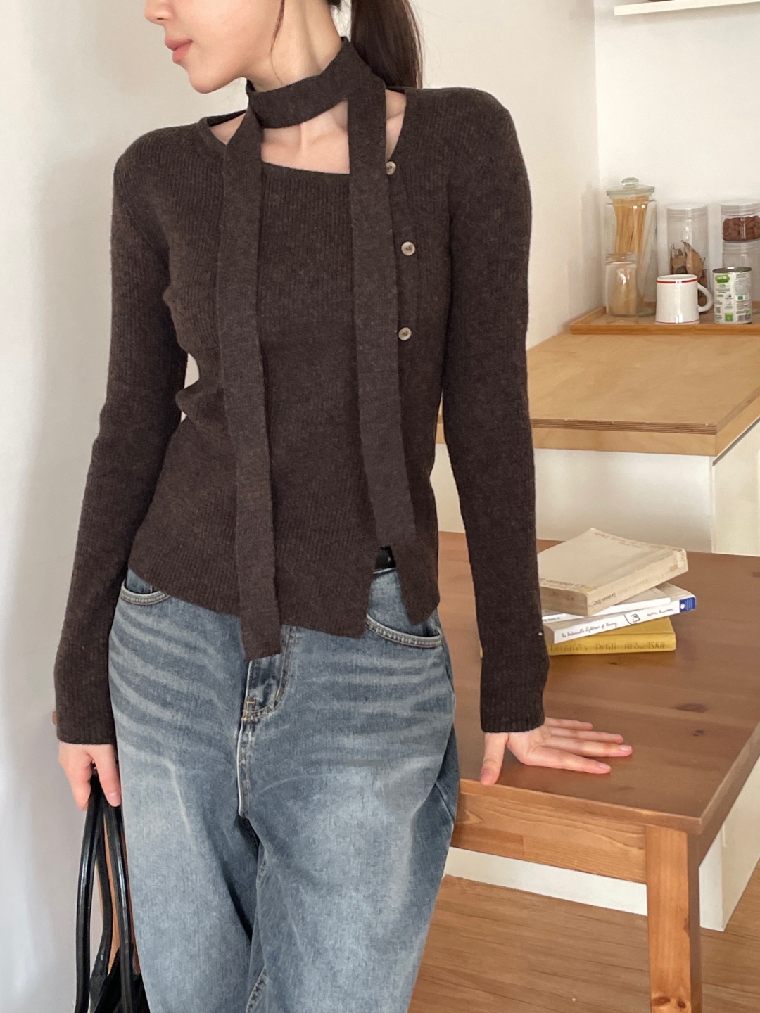 ボタンアンバランスネック長袖カラーニット | 詳細画像9