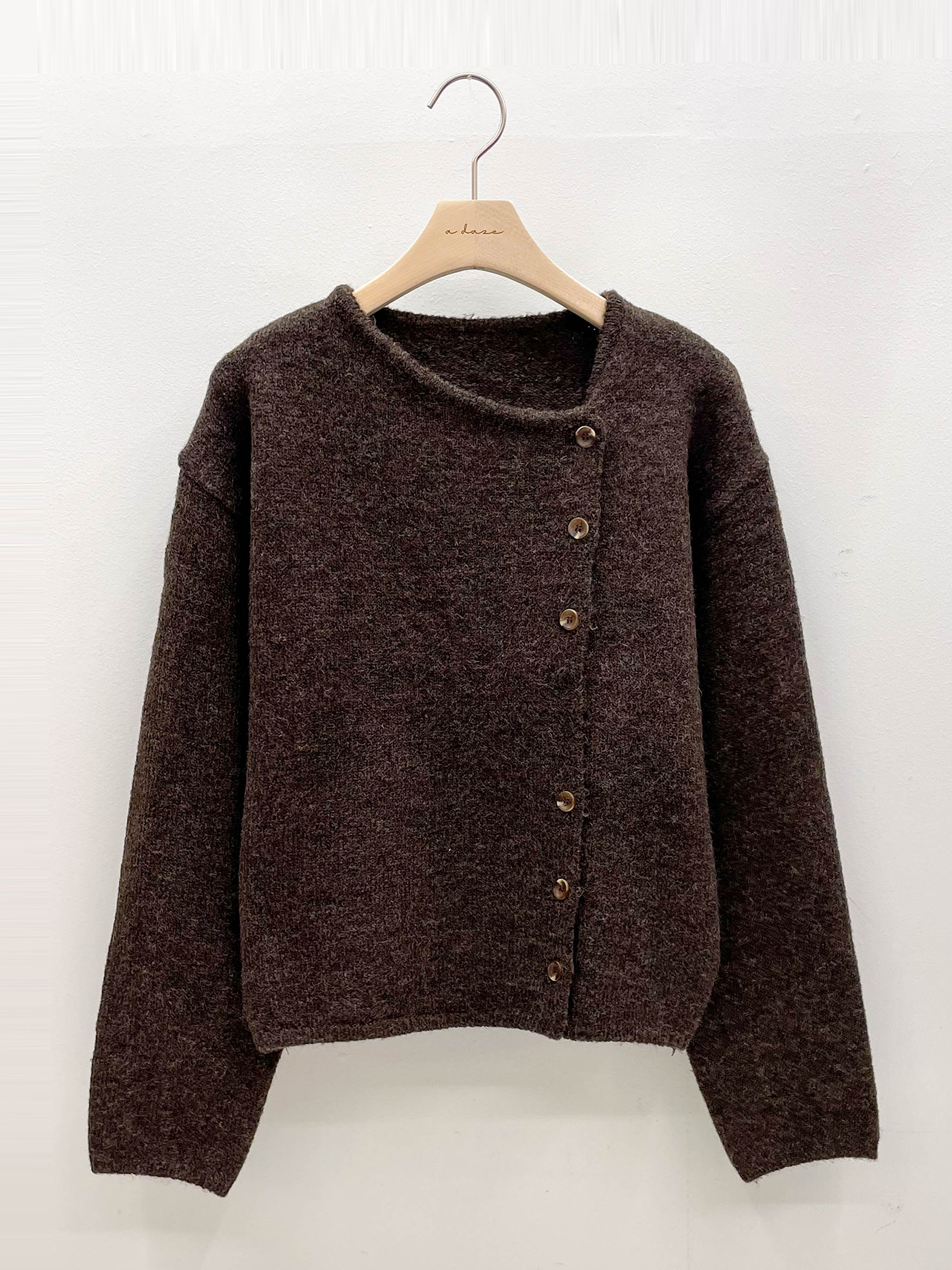 ボタンアンバランスネックカラーカーディガン | 詳細画像16