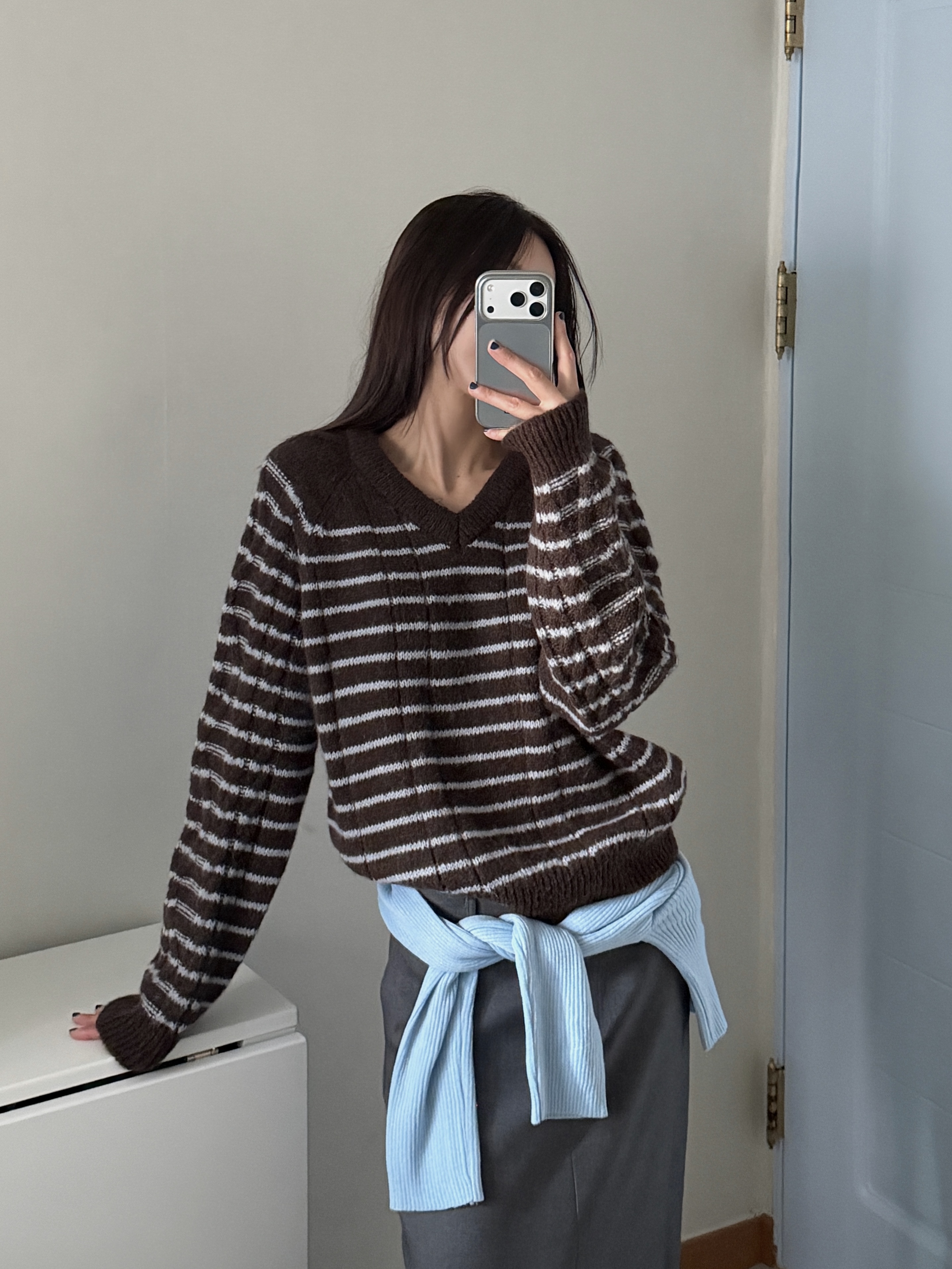 ウール混アルパカ混紡Vネックボーダーカラーニット | 詳細画像5