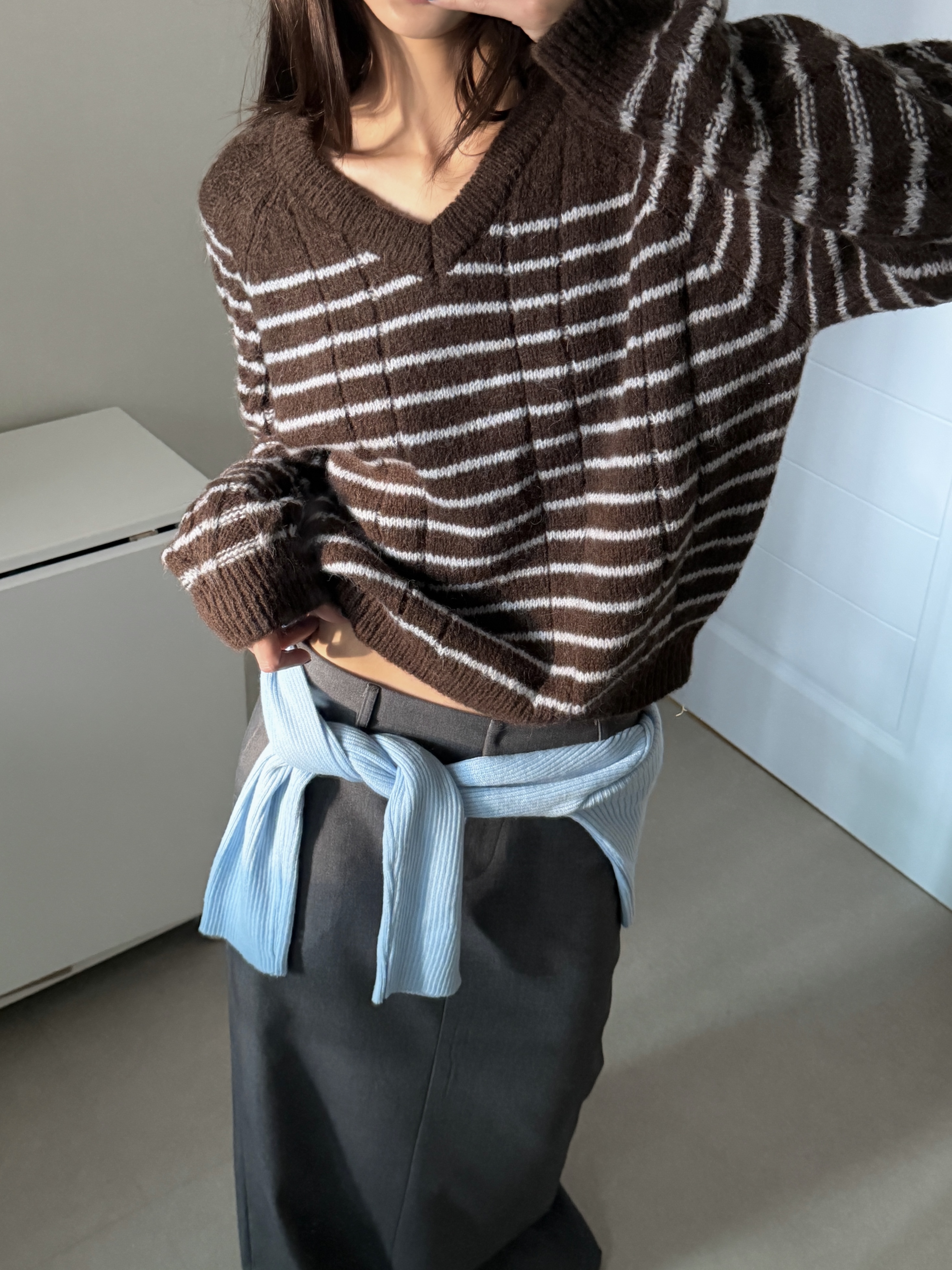 ウール混アルパカ混紡Vネックボーダーカラーニット | 詳細画像7