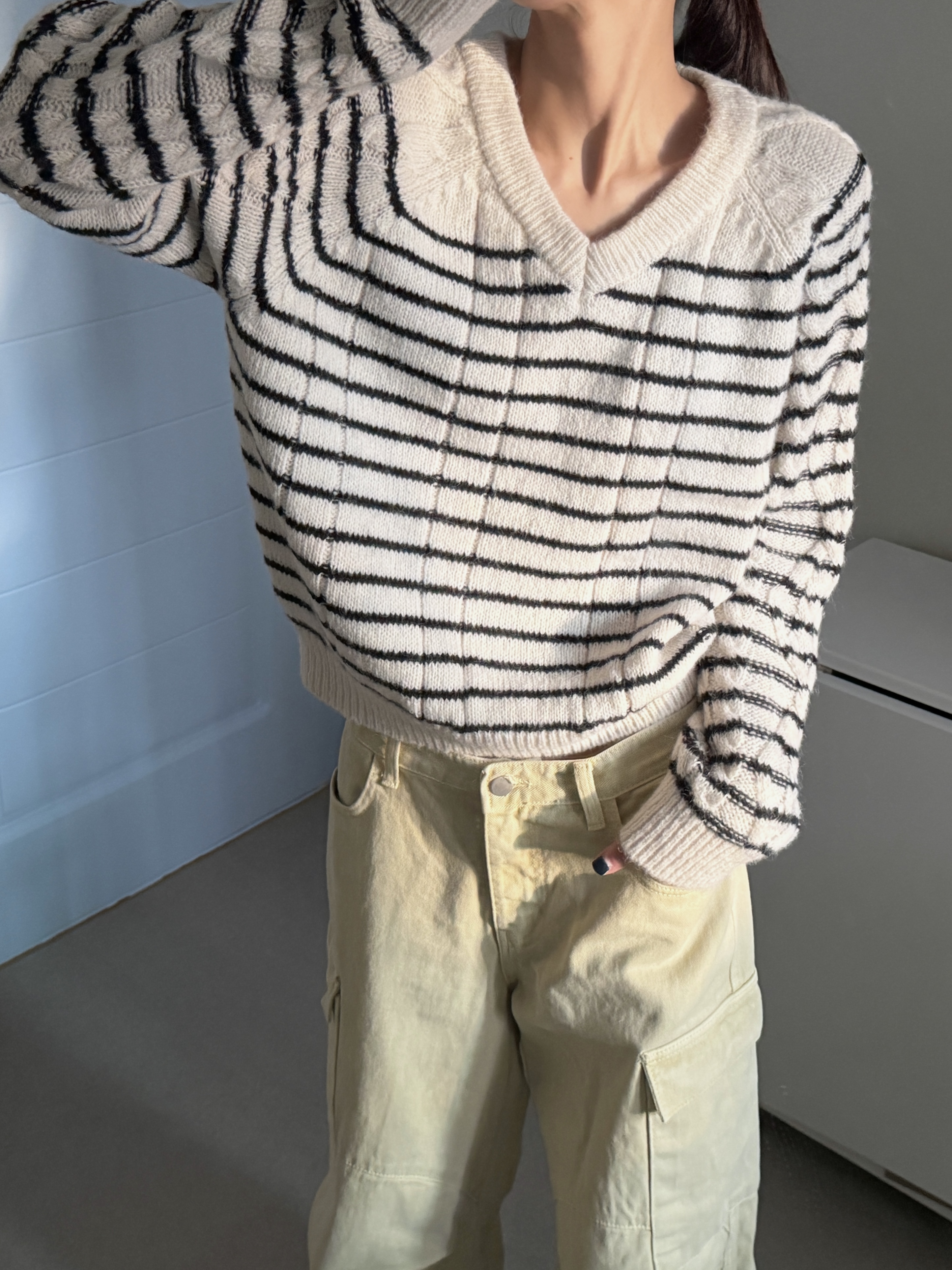 ウール混アルパカ混紡Vネックボーダーカラーニット | 詳細画像15