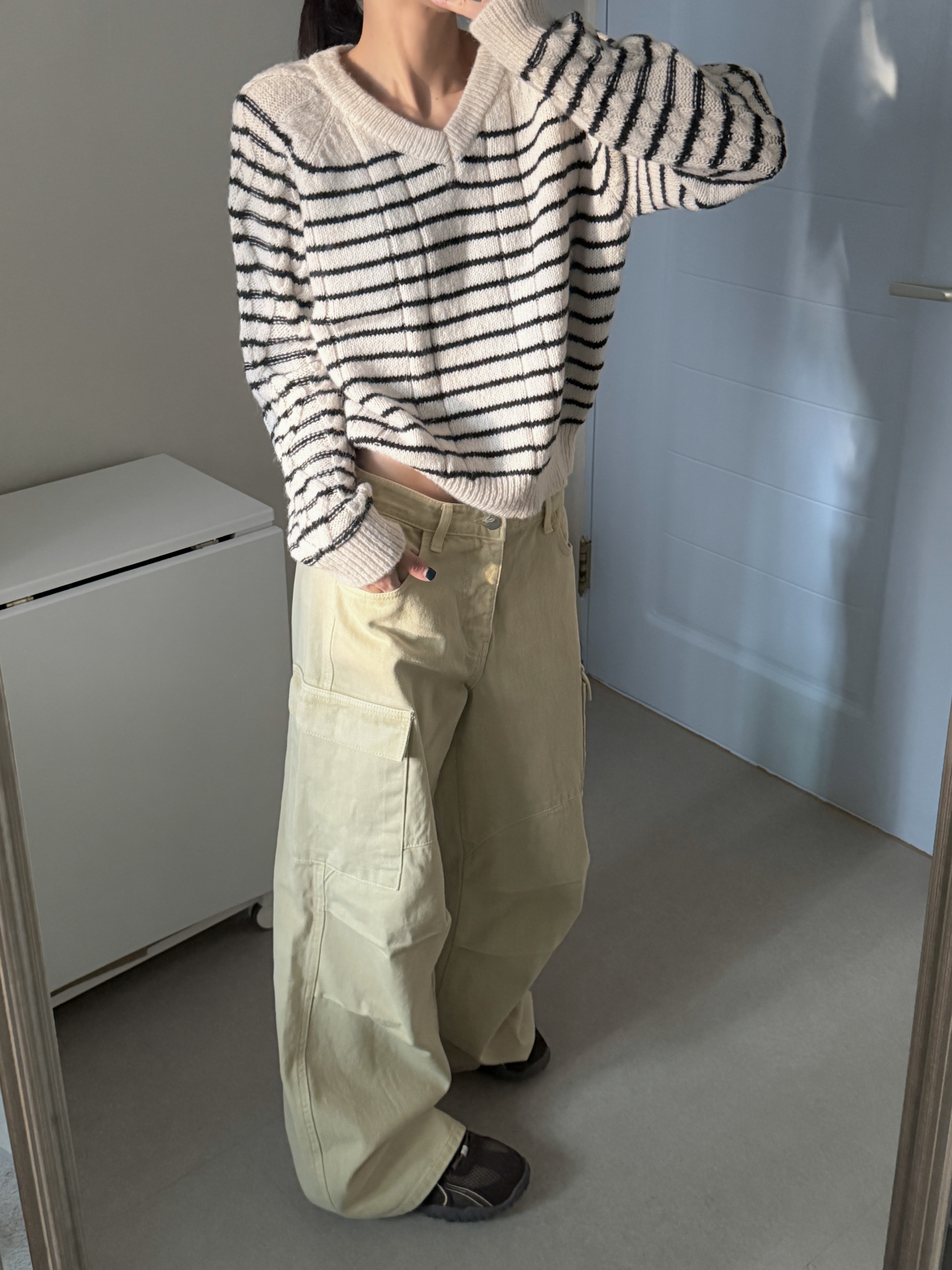 ウール混アルパカ混紡Vネックボーダーカラーニット | 詳細画像13