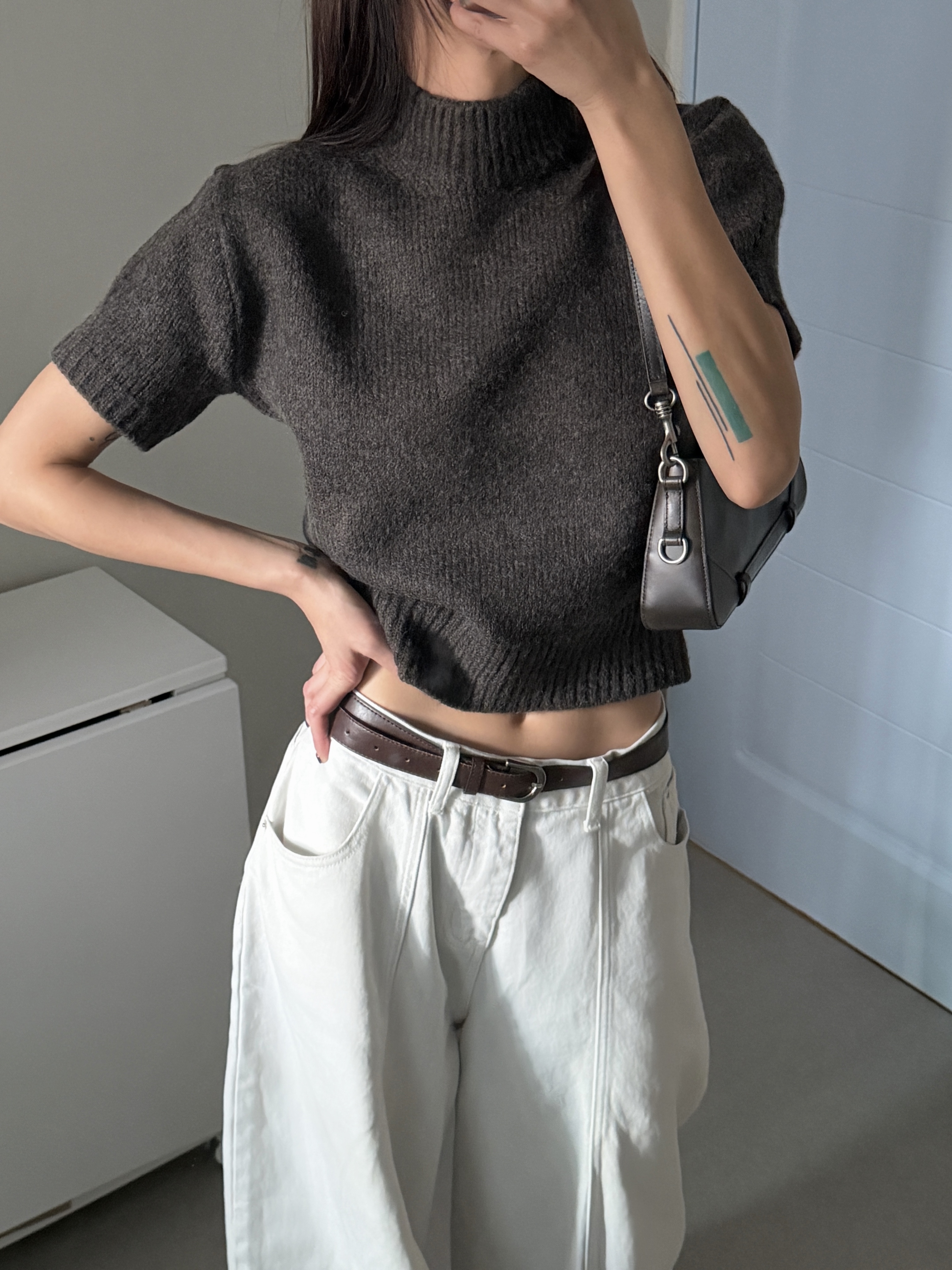 ハイネック半袖セミクロップド無地カラーニット | 詳細画像7