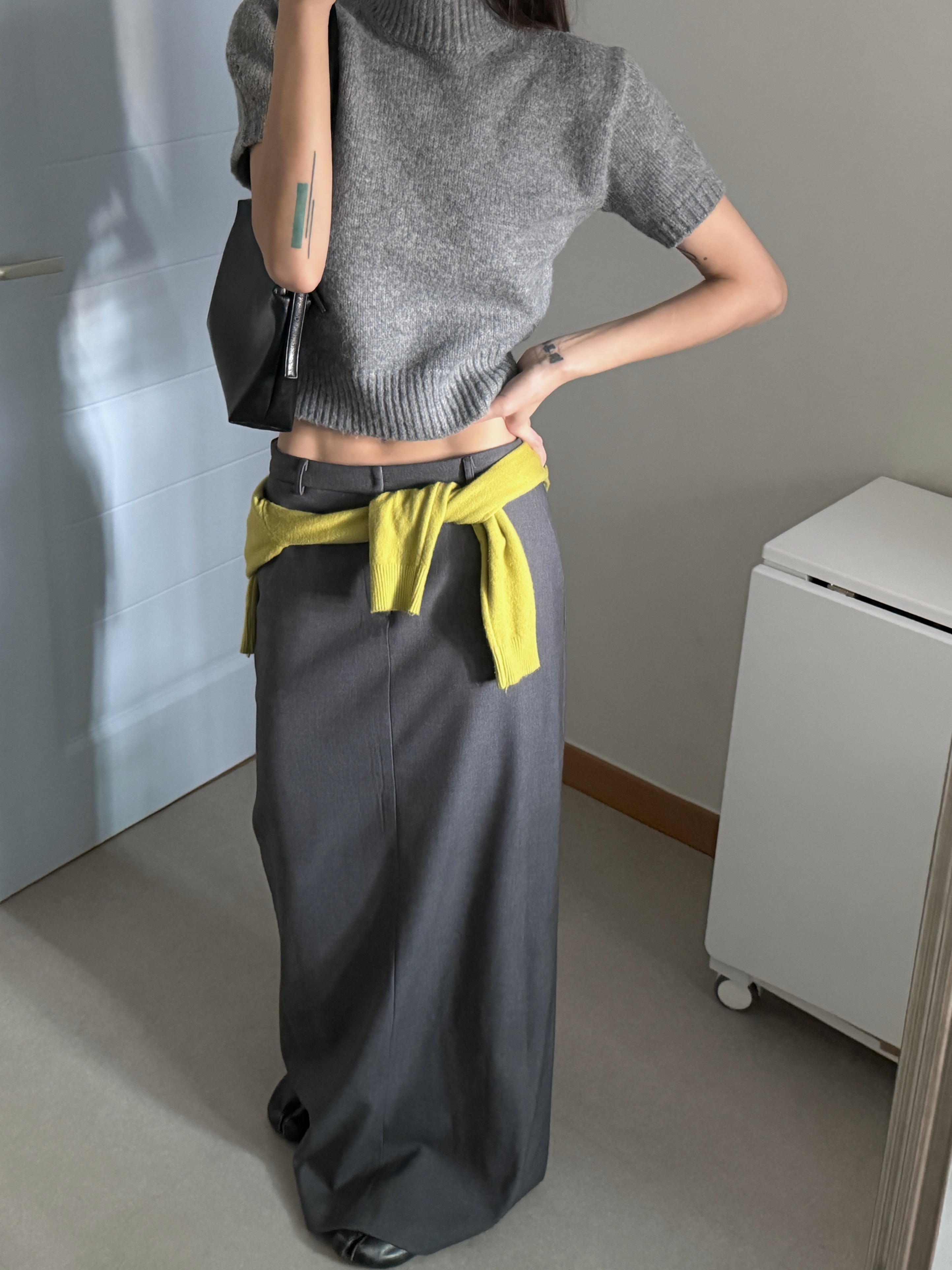 ハイネック半袖セミクロップド無地カラーニット | 詳細画像12