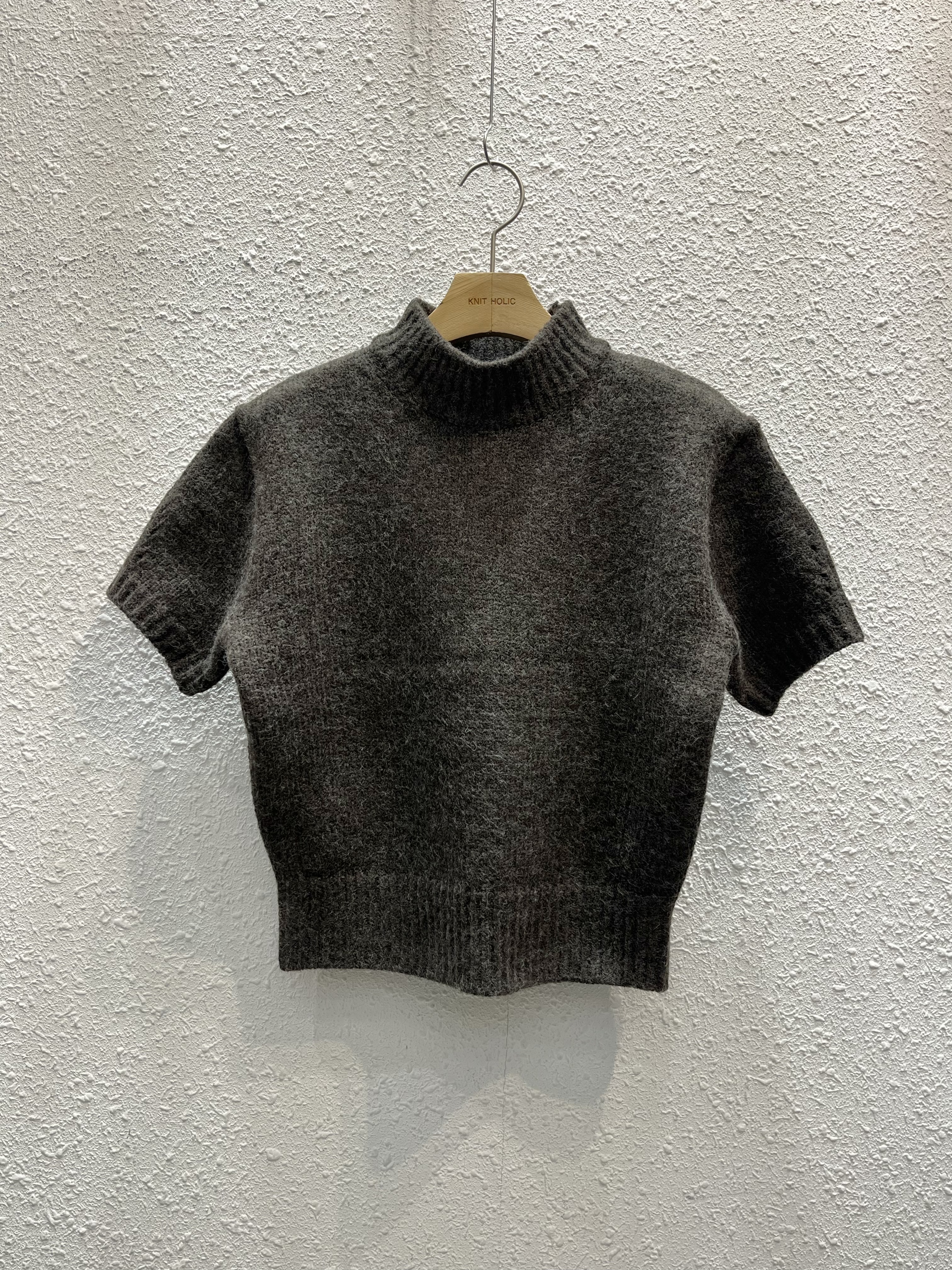 ハイネック半袖セミクロップド無地カラーニット | 詳細画像15