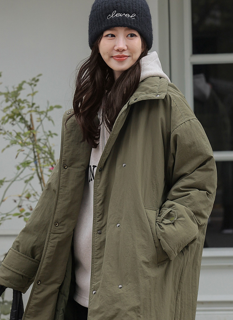 中綿ジップアップハイネックポケットロングルーズ長袖ジャンパーダウン