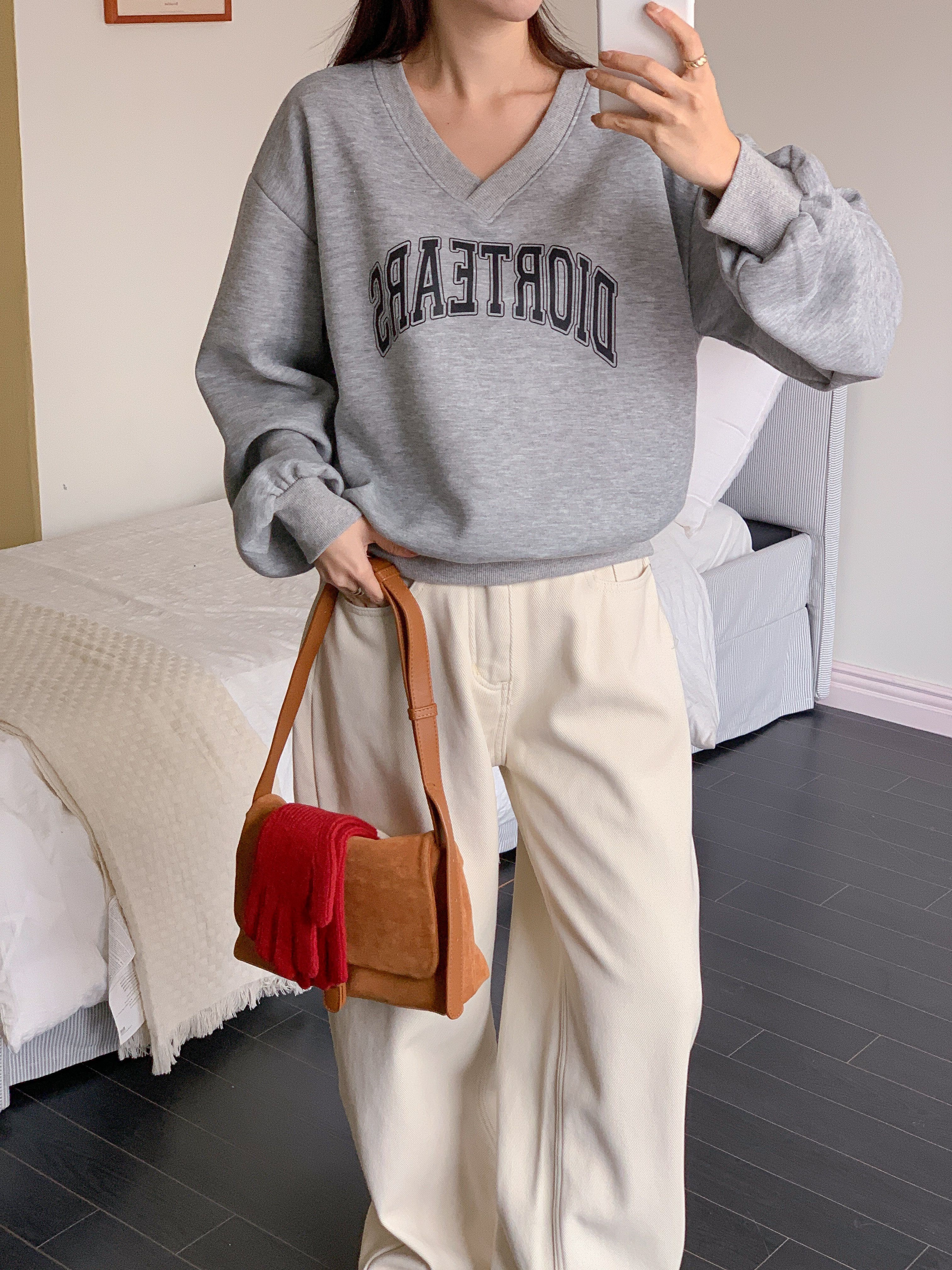 裏起毛Vネックルーズ長袖ロゴスウェット | 詳細画像2