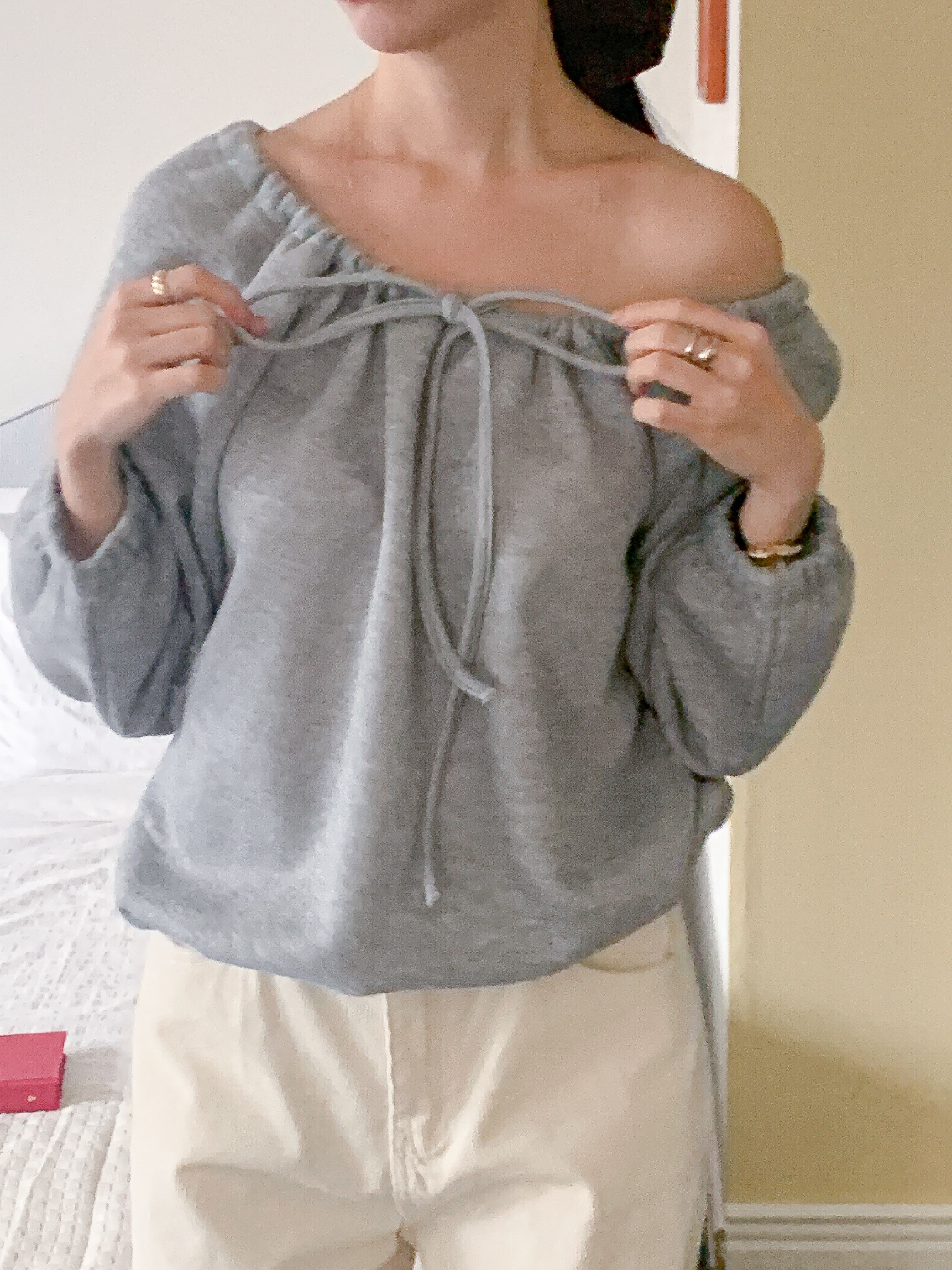 ファー裏地Vネックルーズ長袖レタリングスウェット | 詳細画像10