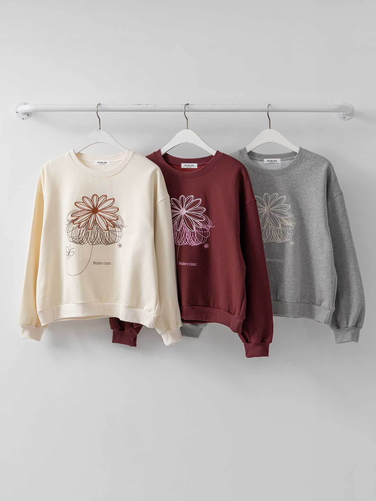 裏起毛ラウンドネック長袖刺繍スウェット | 詳細画像2