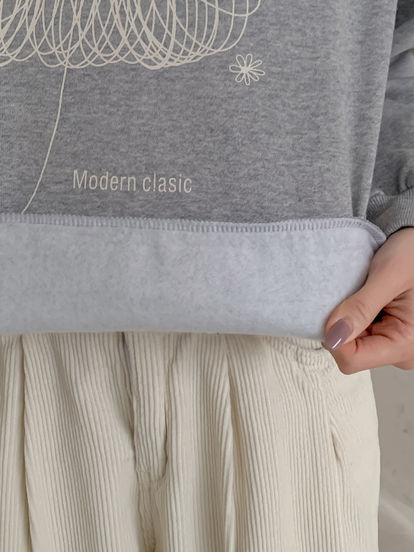 裏起毛ラウンドネック長袖刺繍スウェット | 詳細画像11