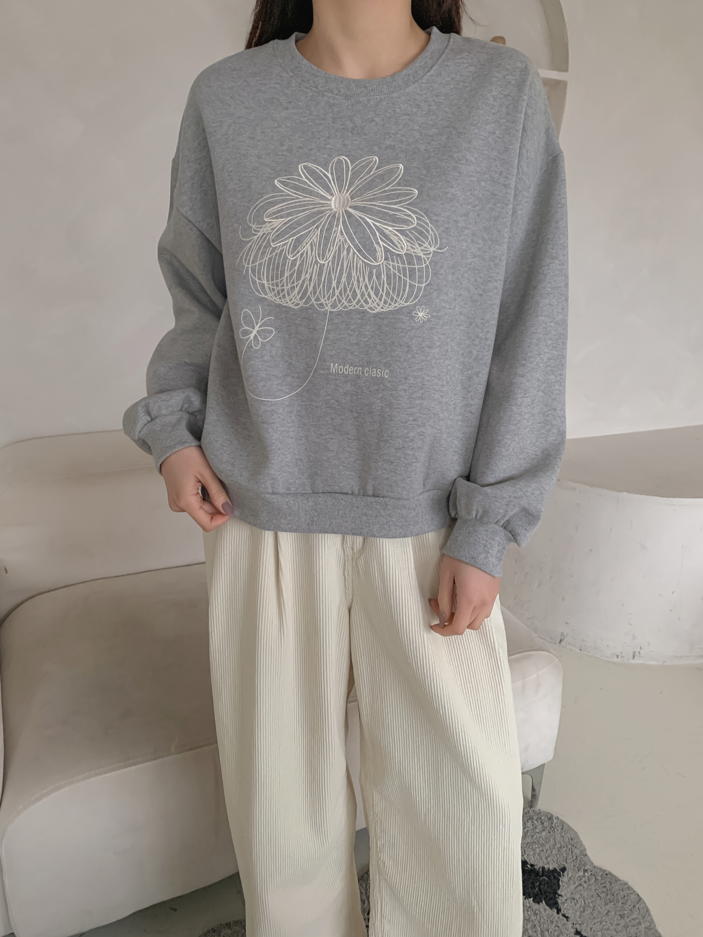 裏起毛ラウンドネック長袖刺繍スウェット | 詳細画像12