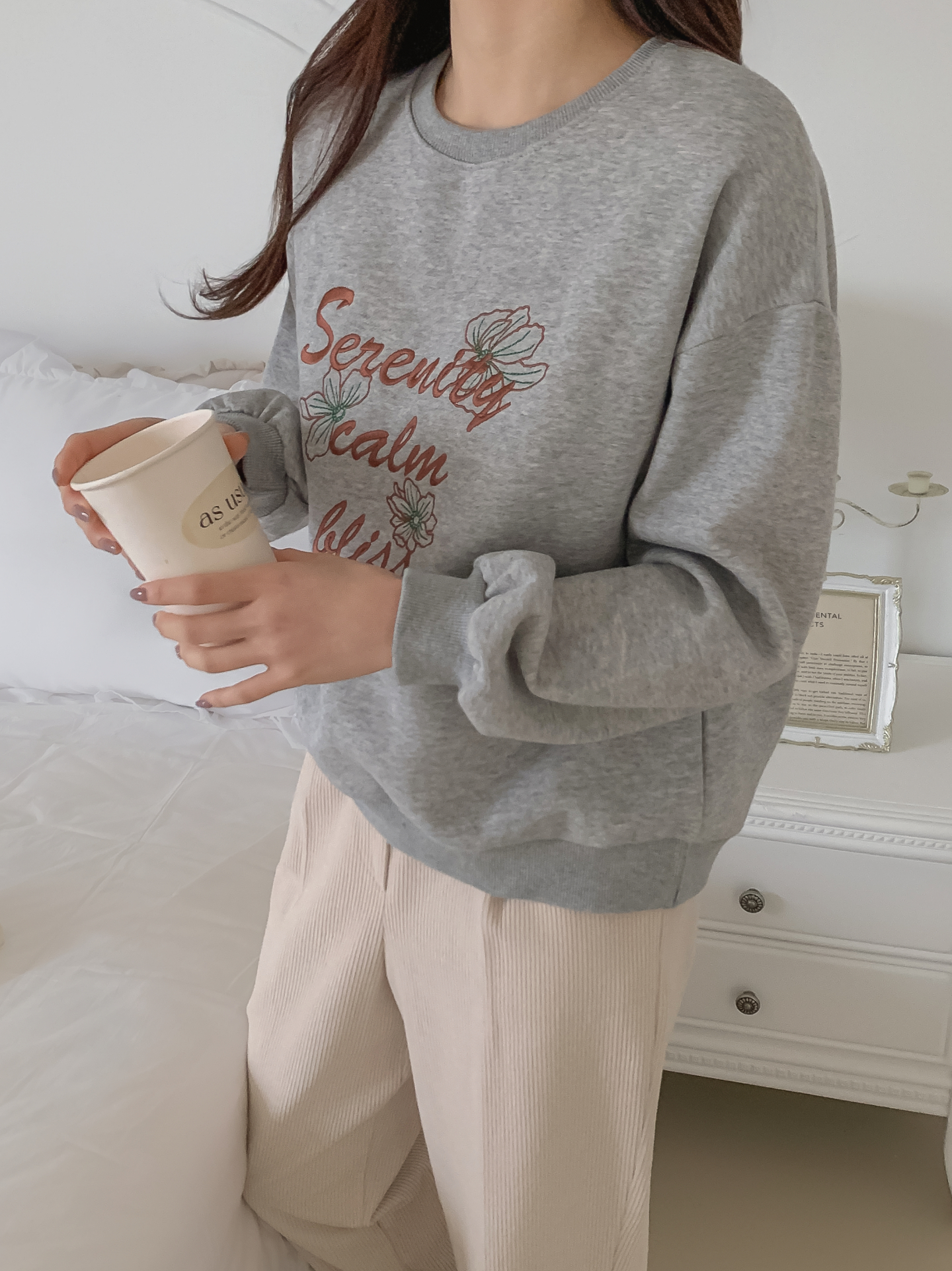 ラウンドネック長袖刺繍スウェット | 詳細画像4