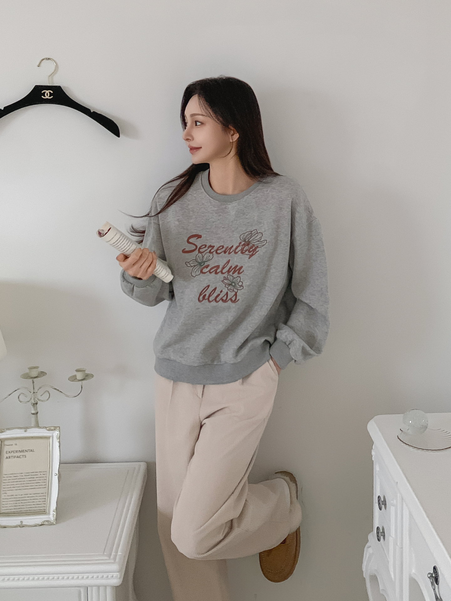 ラウンドネック長袖刺繍スウェット | 詳細画像10