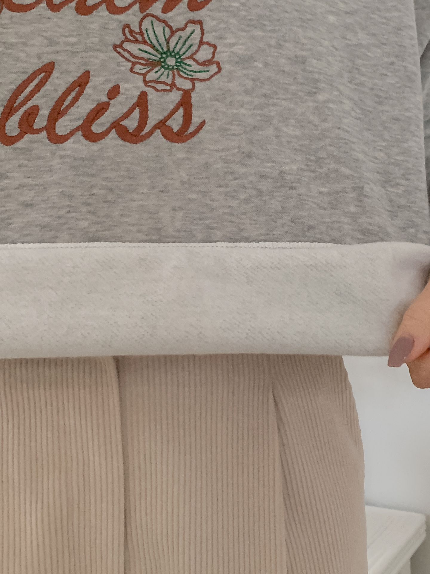 ラウンドネック長袖刺繍スウェット | 詳細画像13