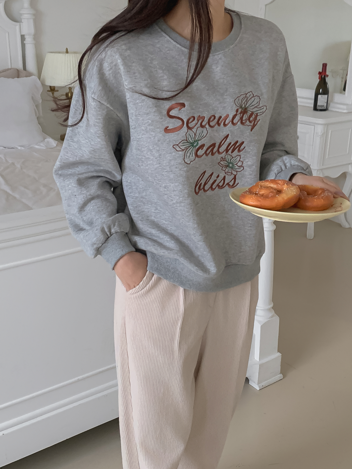 ラウンドネック長袖刺繍スウェット | 詳細画像15