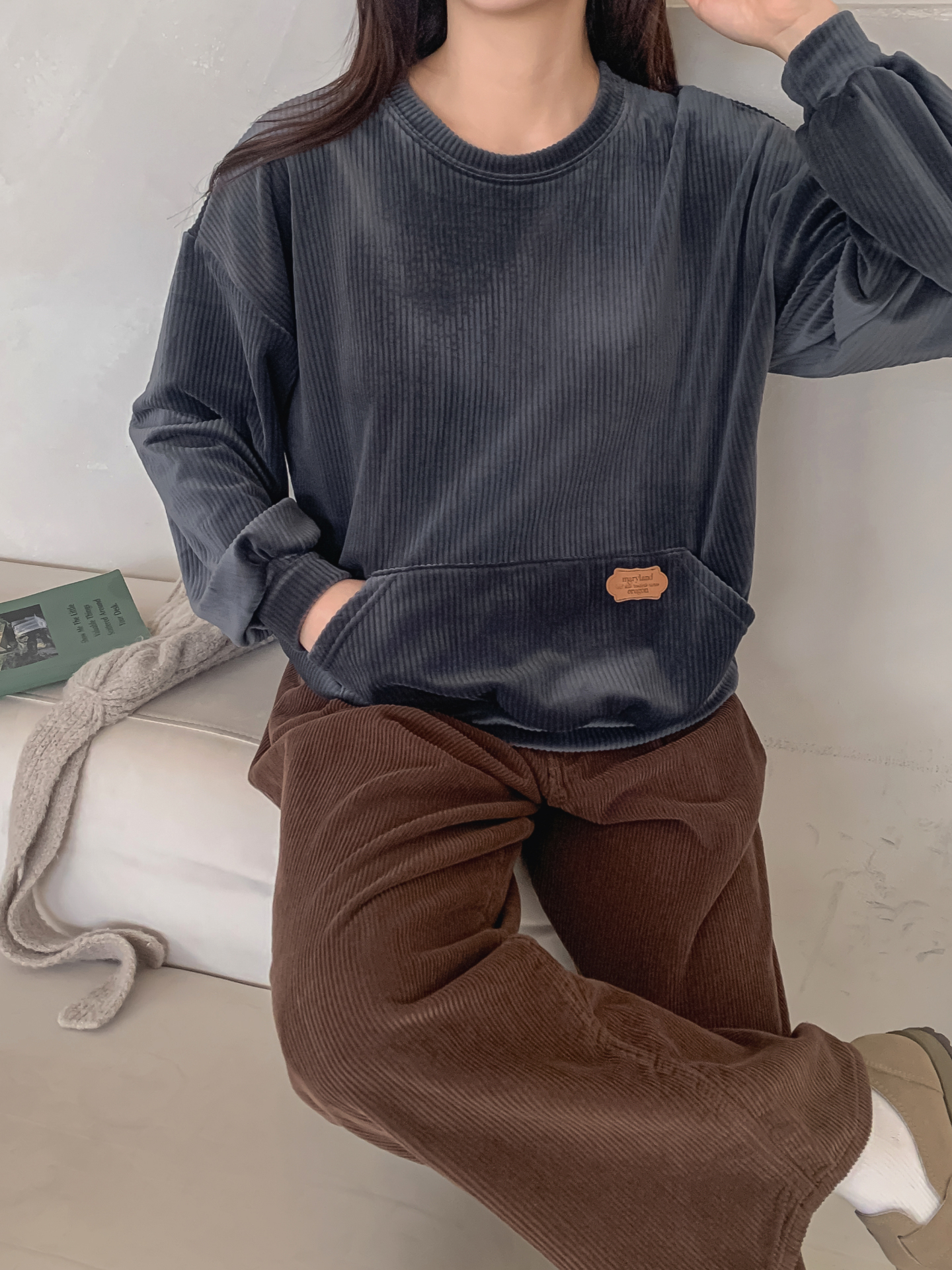 ベロアラウンドネックルーズ長袖スウェット | 詳細画像15