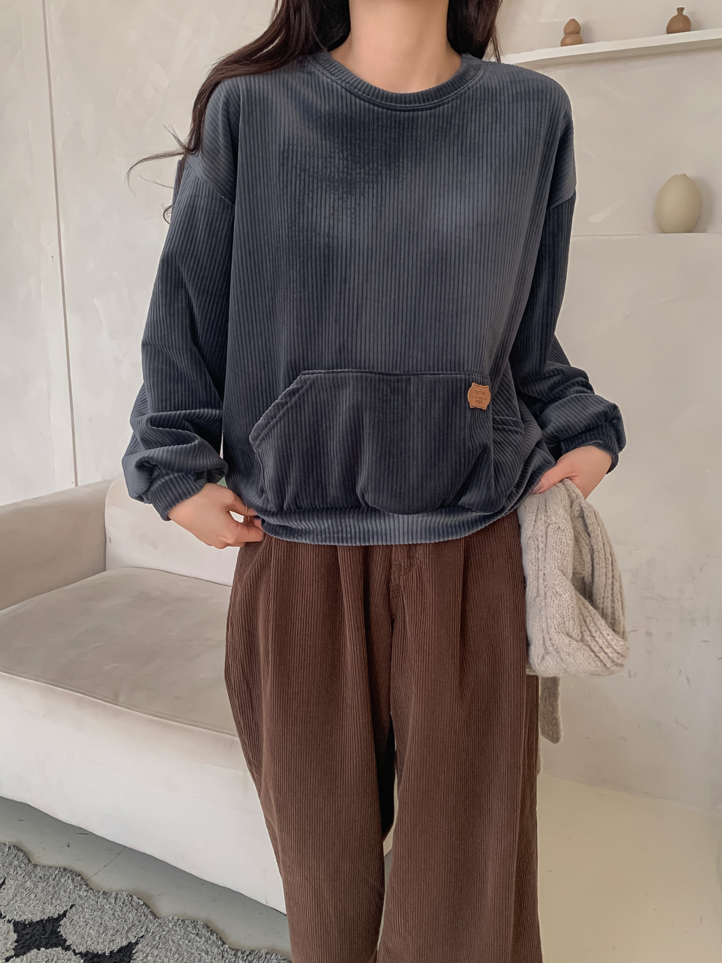 ベロアラウンドネックルーズ長袖スウェット | 詳細画像16