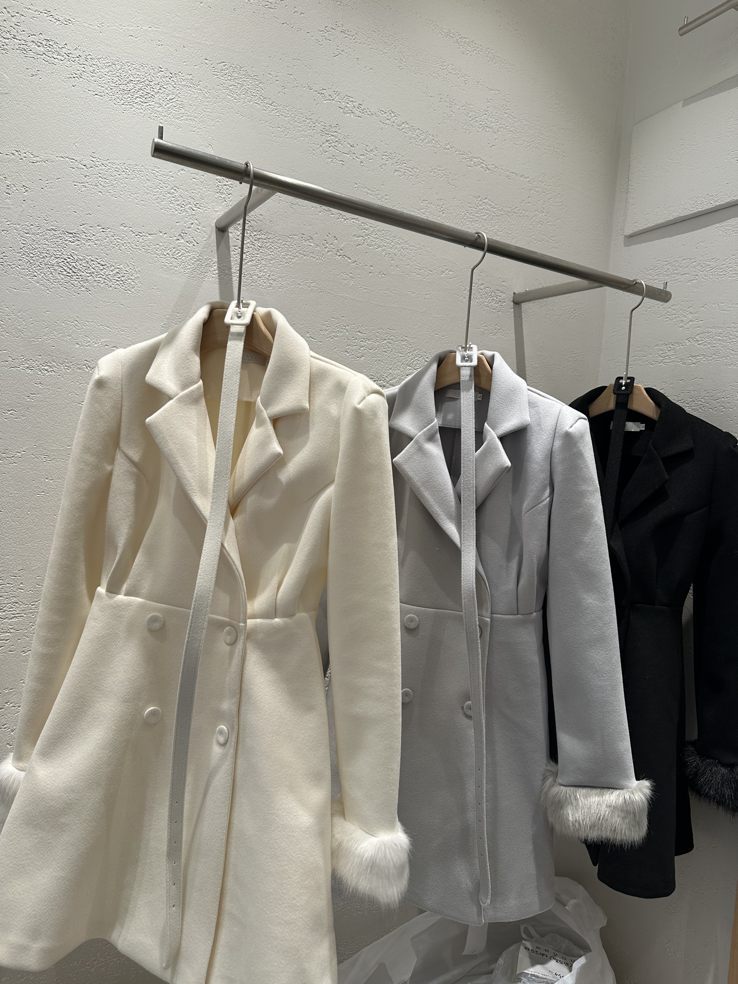 コンビエコファーボタンカラーハーフネック肩パッド長袖フレアコートベルト付 | 詳細画像21