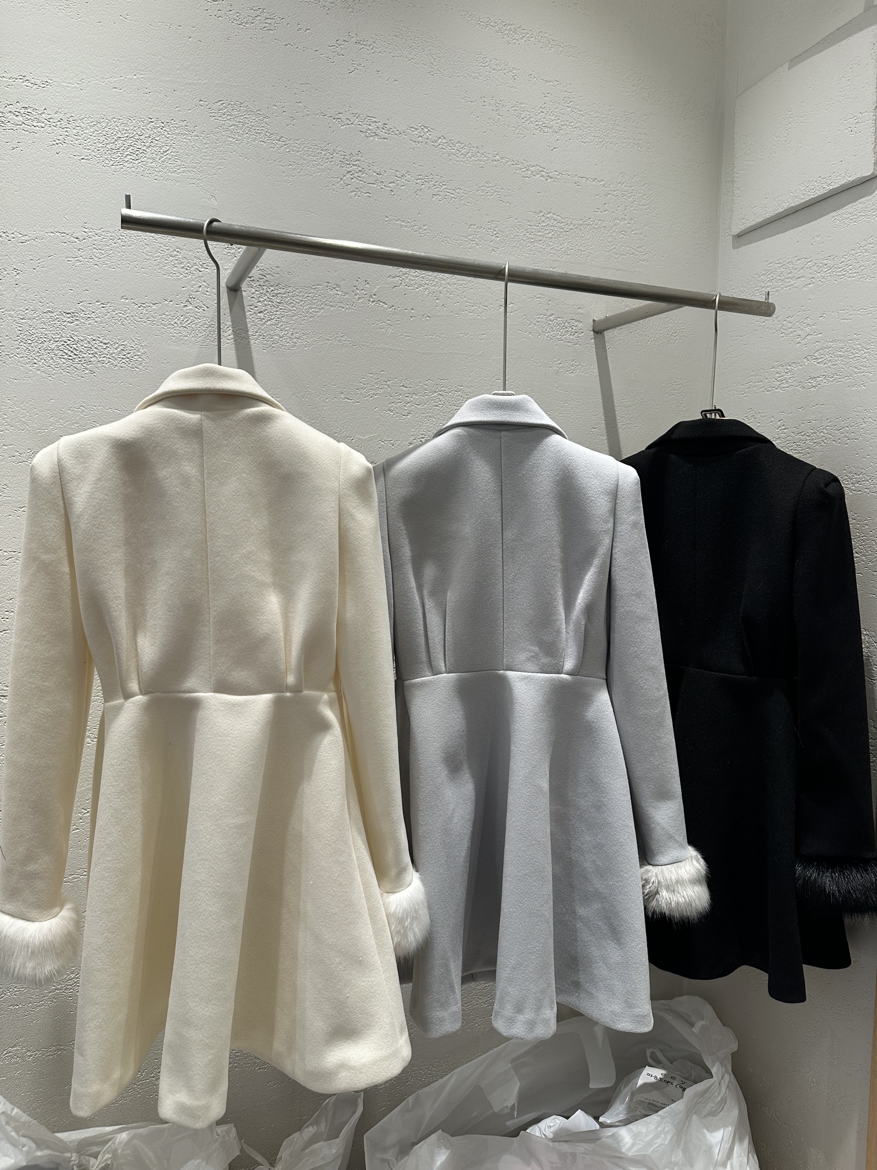 コンビエコファーボタンカラーハーフネック肩パッド長袖フレアコートベルト付 | 詳細画像22